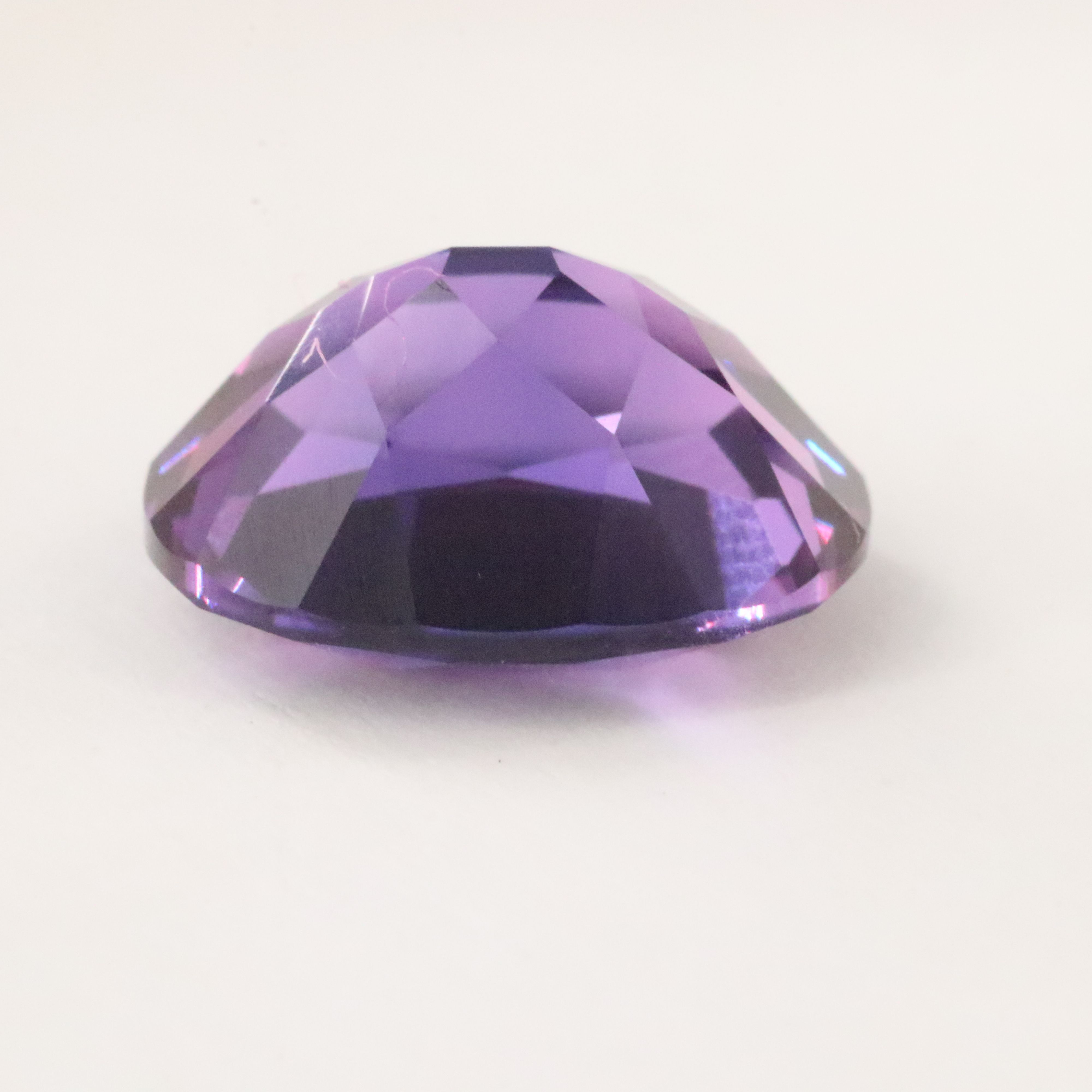 Loose 4.95 CT Lab Grown Sapphire