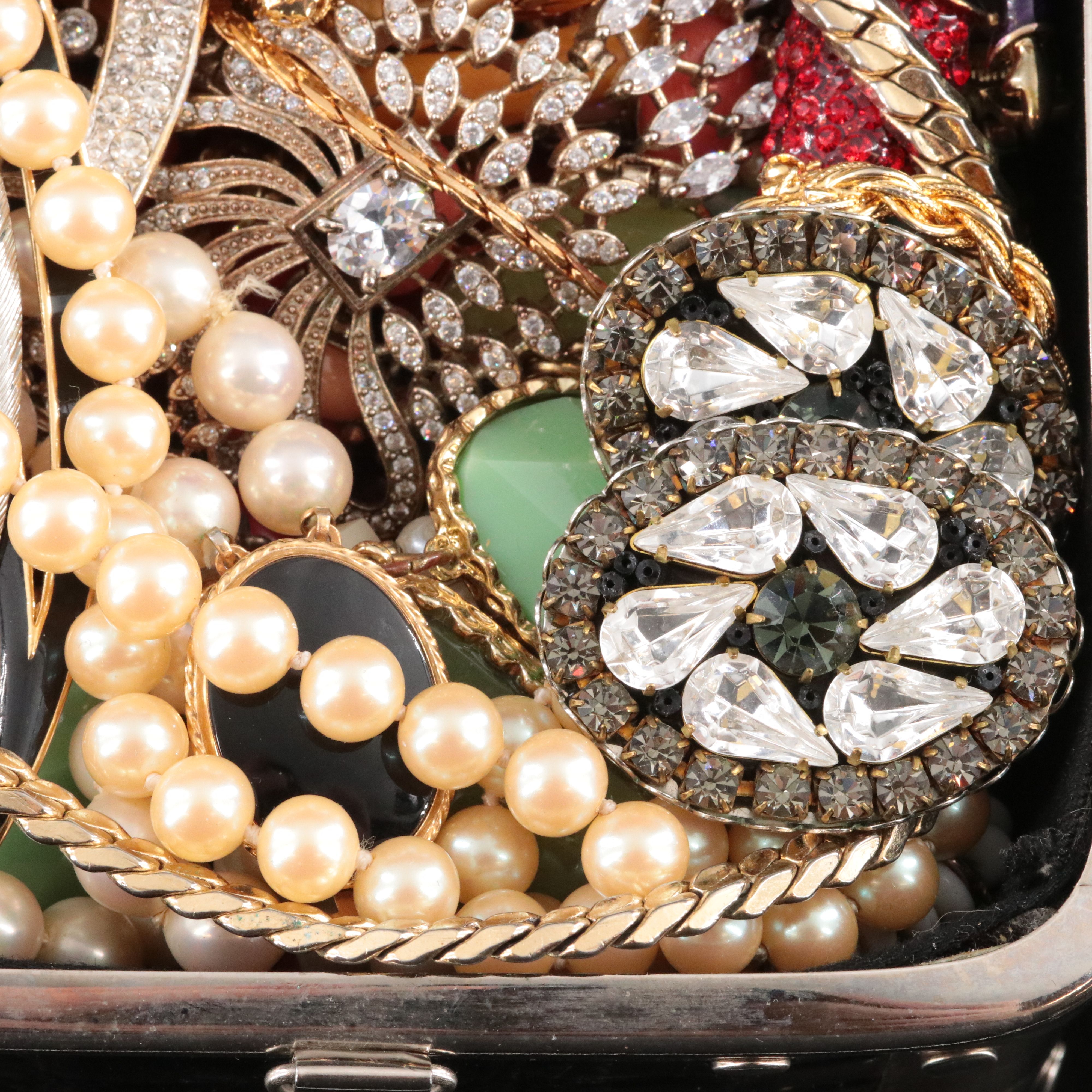 Uncommon Discoveries: Jewelry Collection