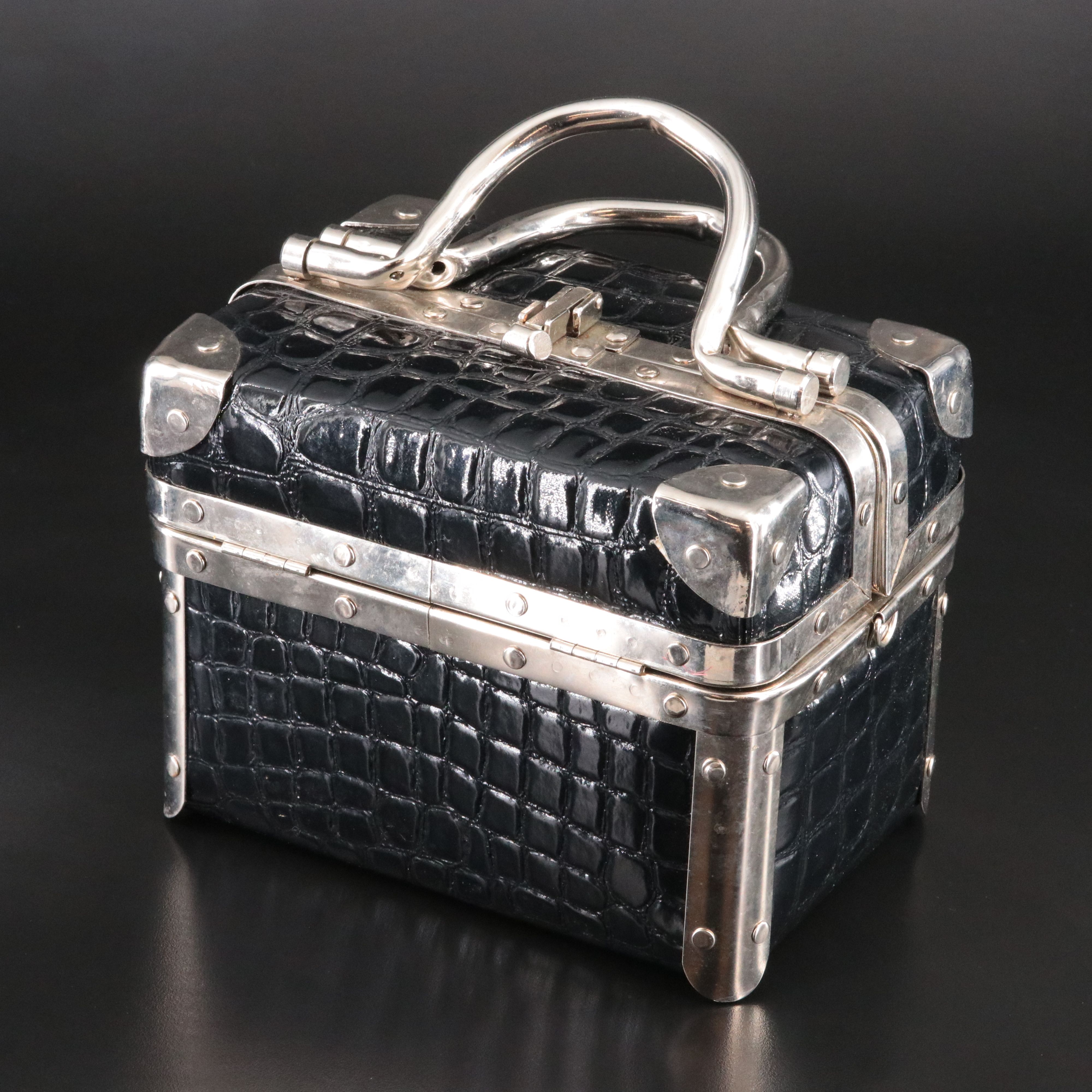 Uncommon Discoveries: Jewelry Collection