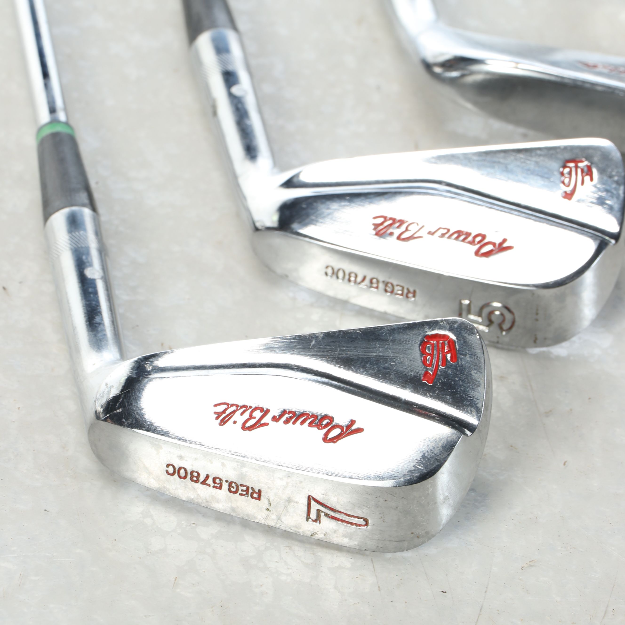 Powerbilt Golfclubs with Rolling Golf Bag