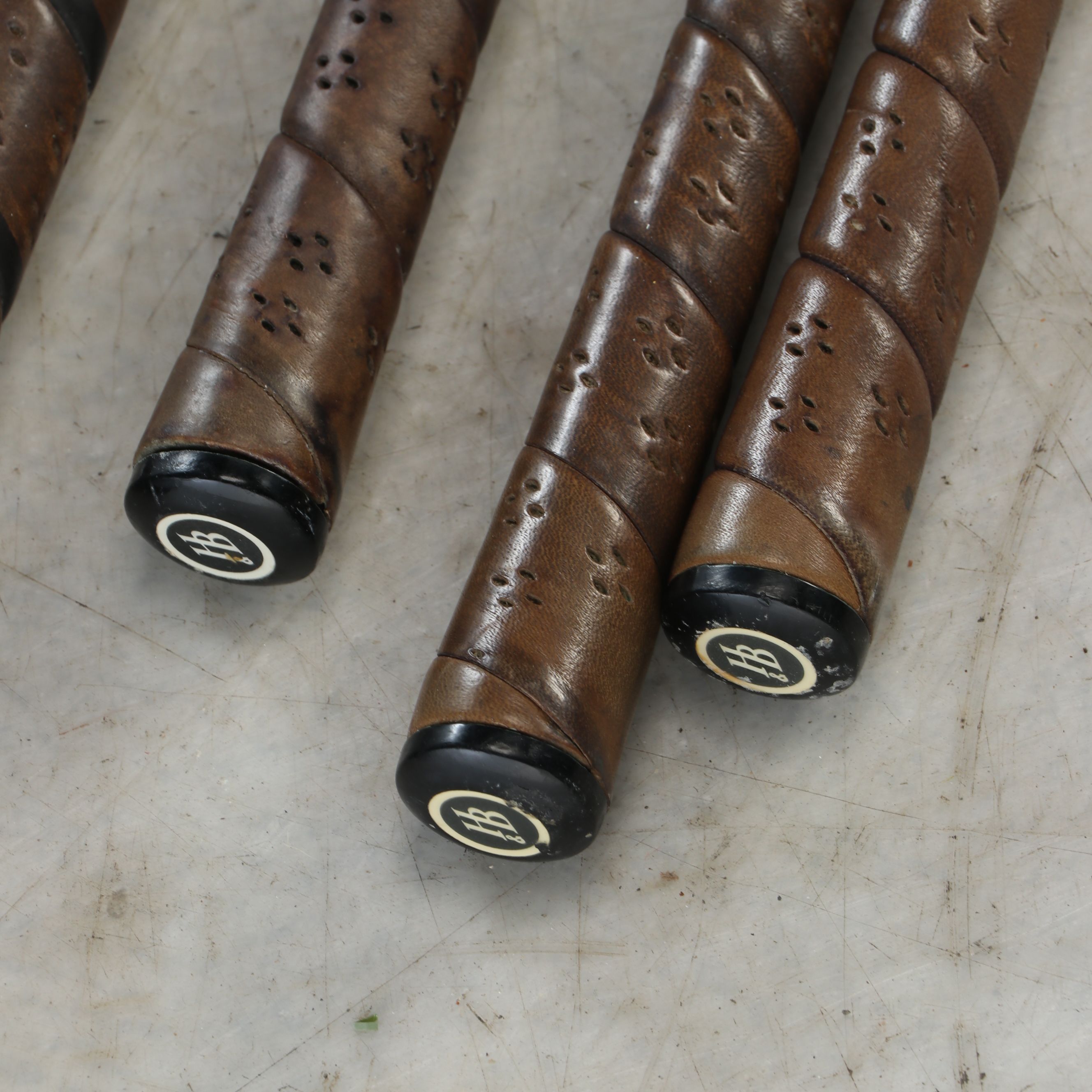 Powerbilt Golfclubs with Rolling Golf Bag