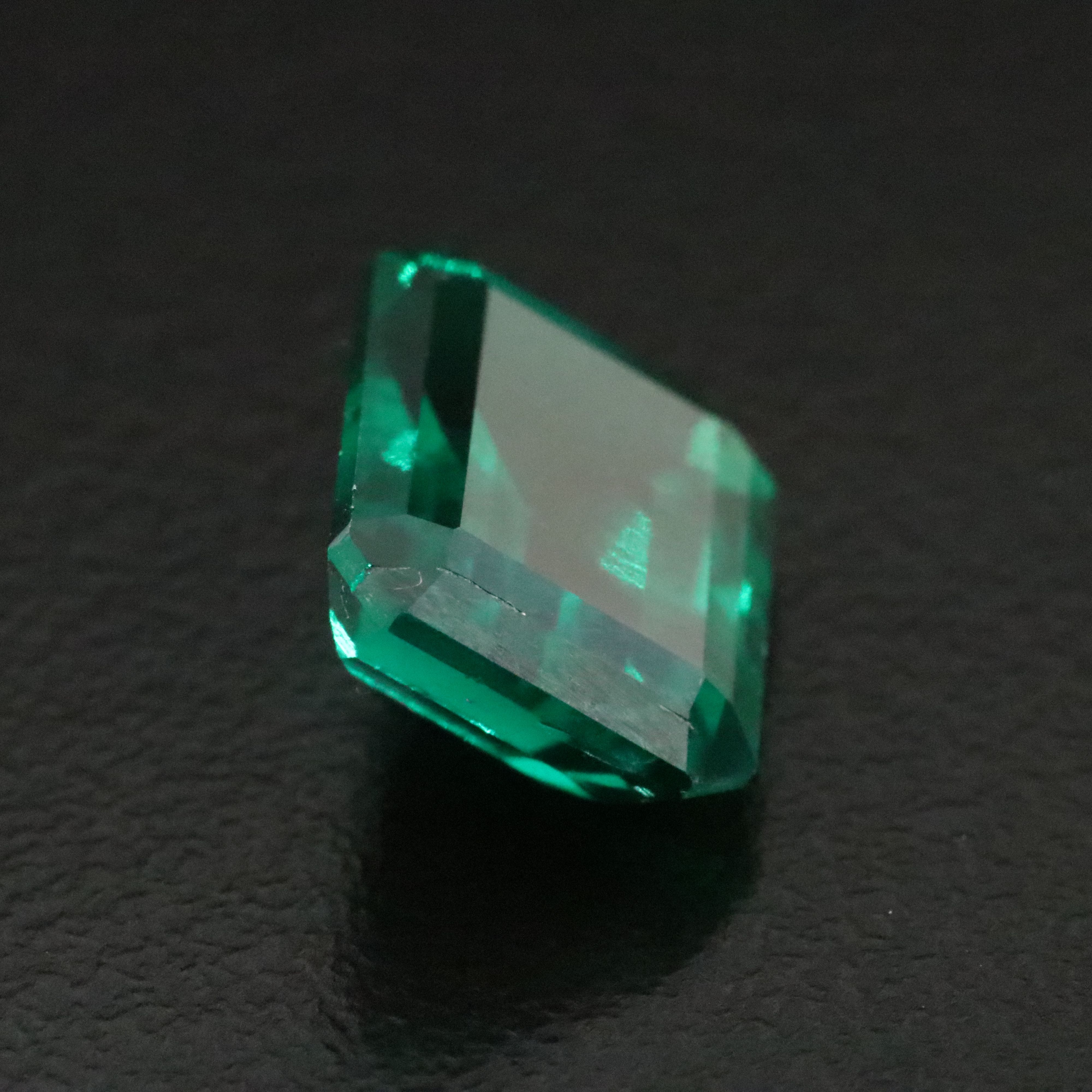 Loose 3.95 CT Lab Grown Emerald