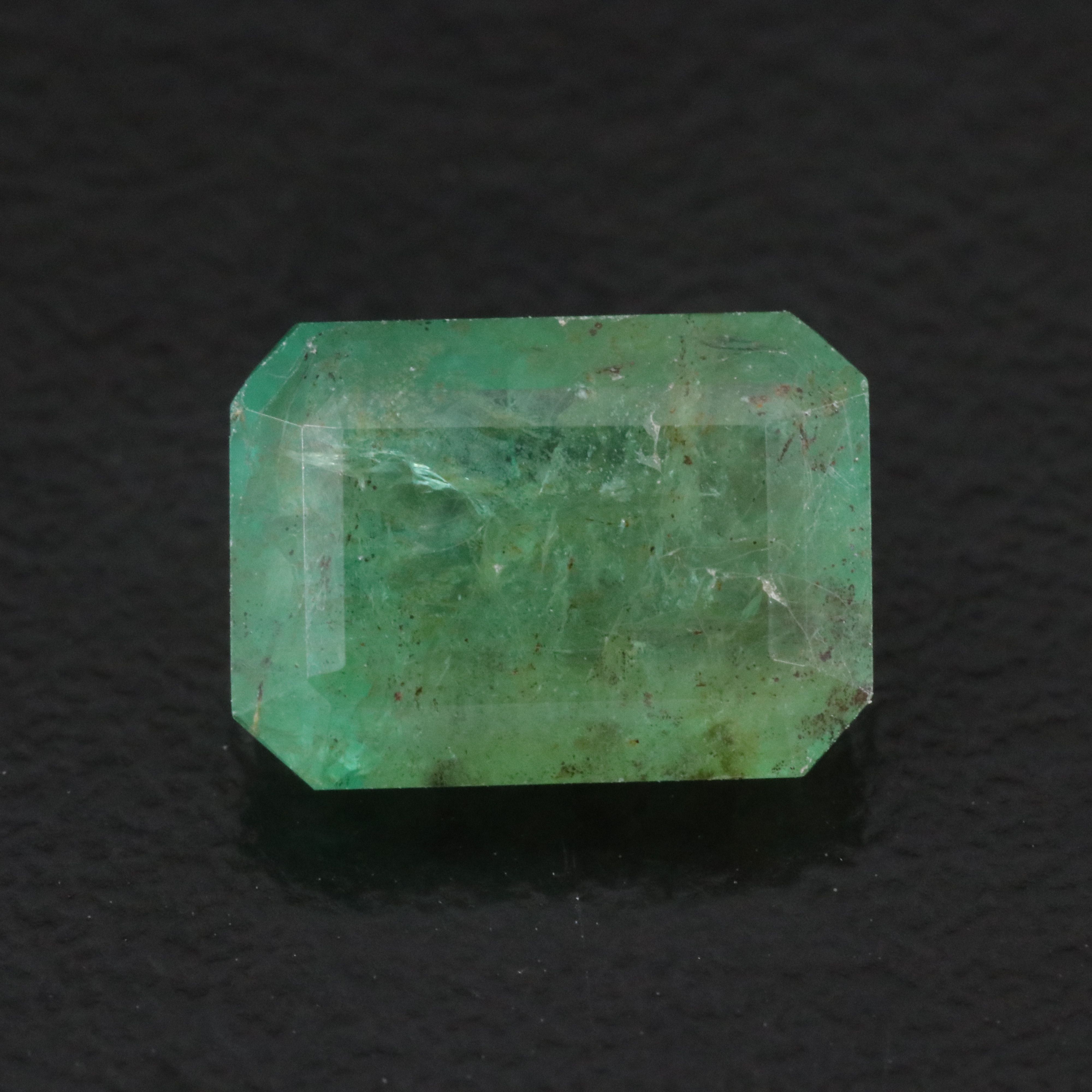 Loose 2.44 CT Emerald