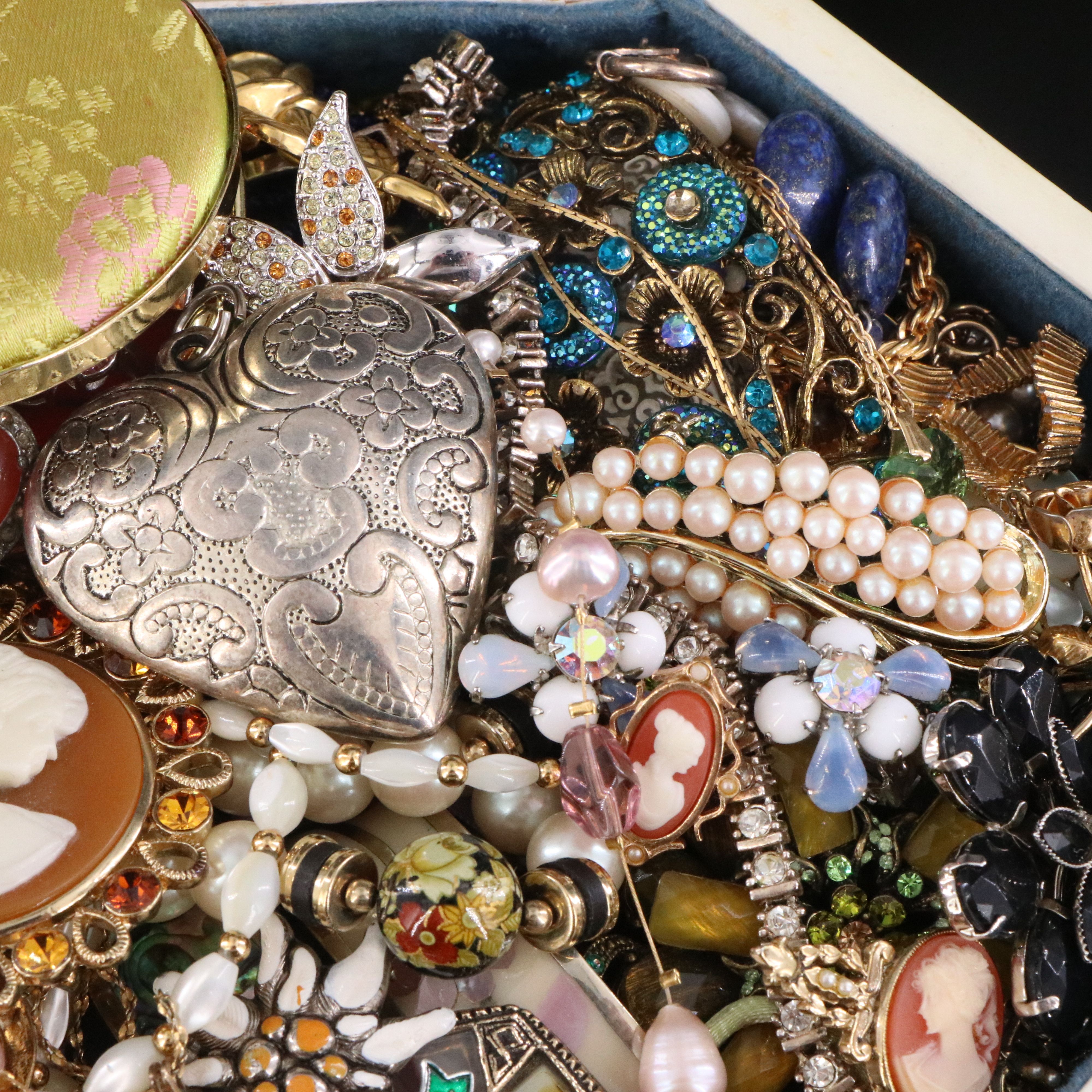 Uncommon Discoveries: Jewelry Collection