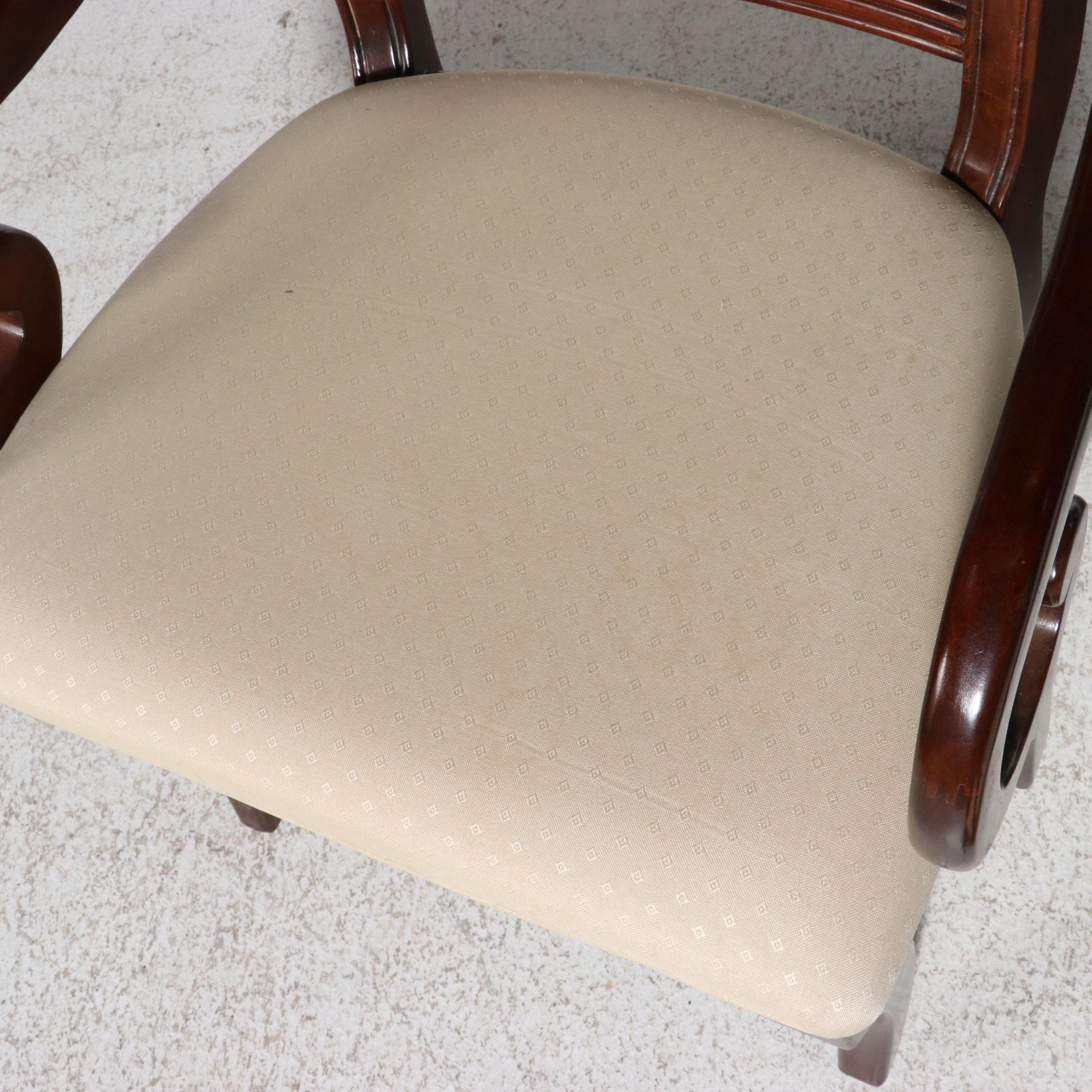 Seven-Piece Universal Furniture Traditional Cherry Double Pedestal Dining Set