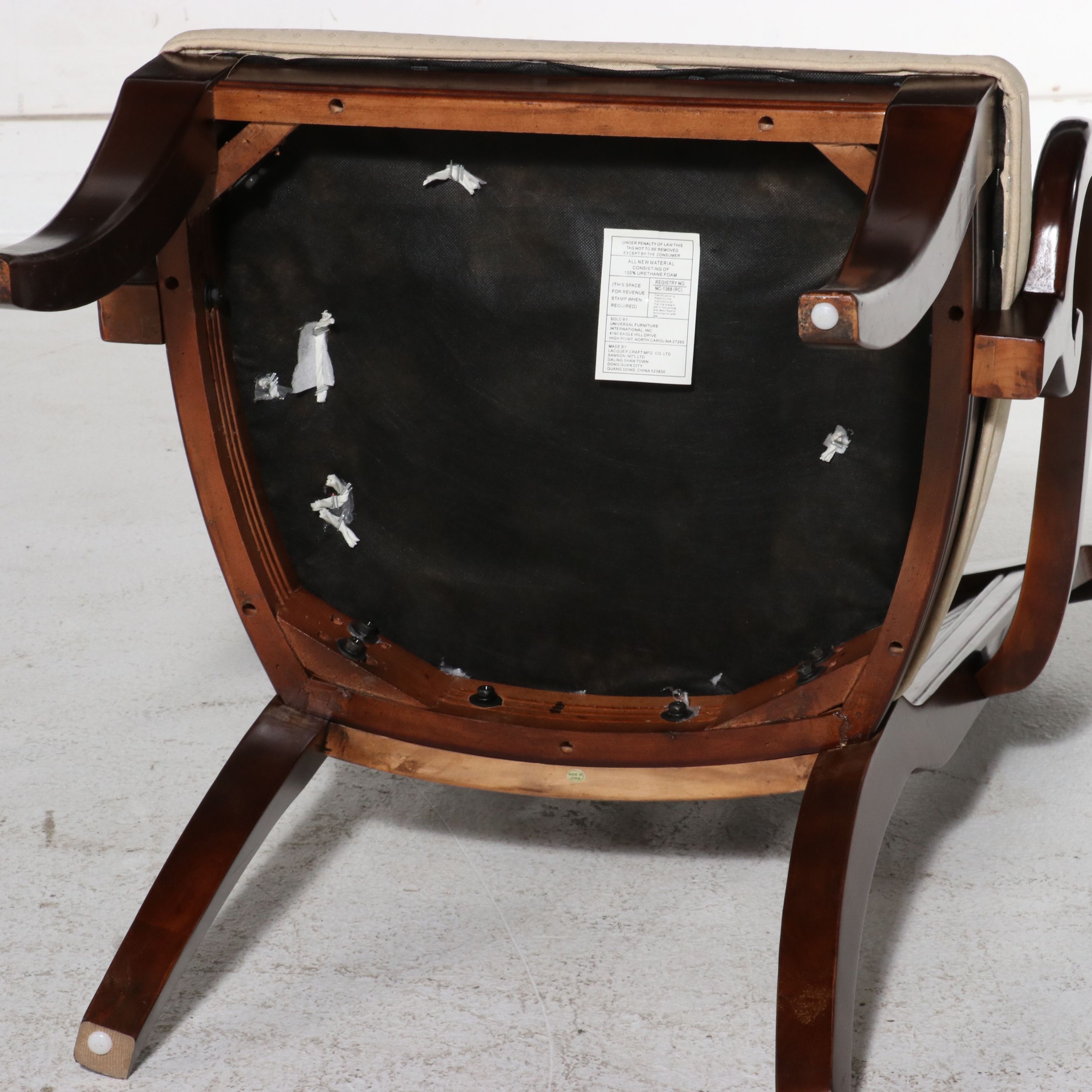 Seven-Piece Universal Furniture Traditional Cherry Double Pedestal Dining Set