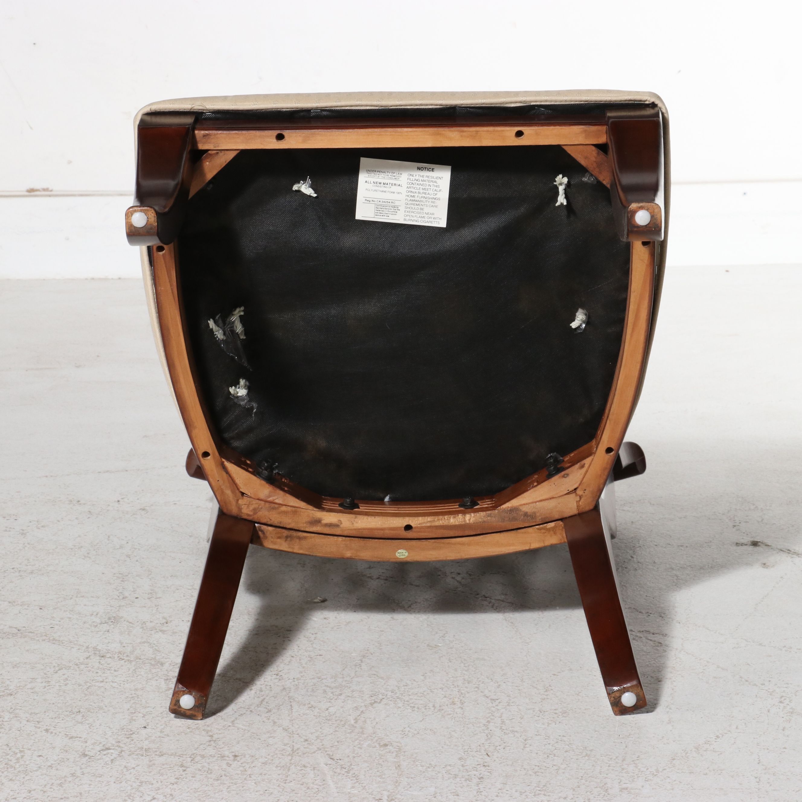 Seven-Piece Universal Furniture Traditional Cherry Double Pedestal Dining Set