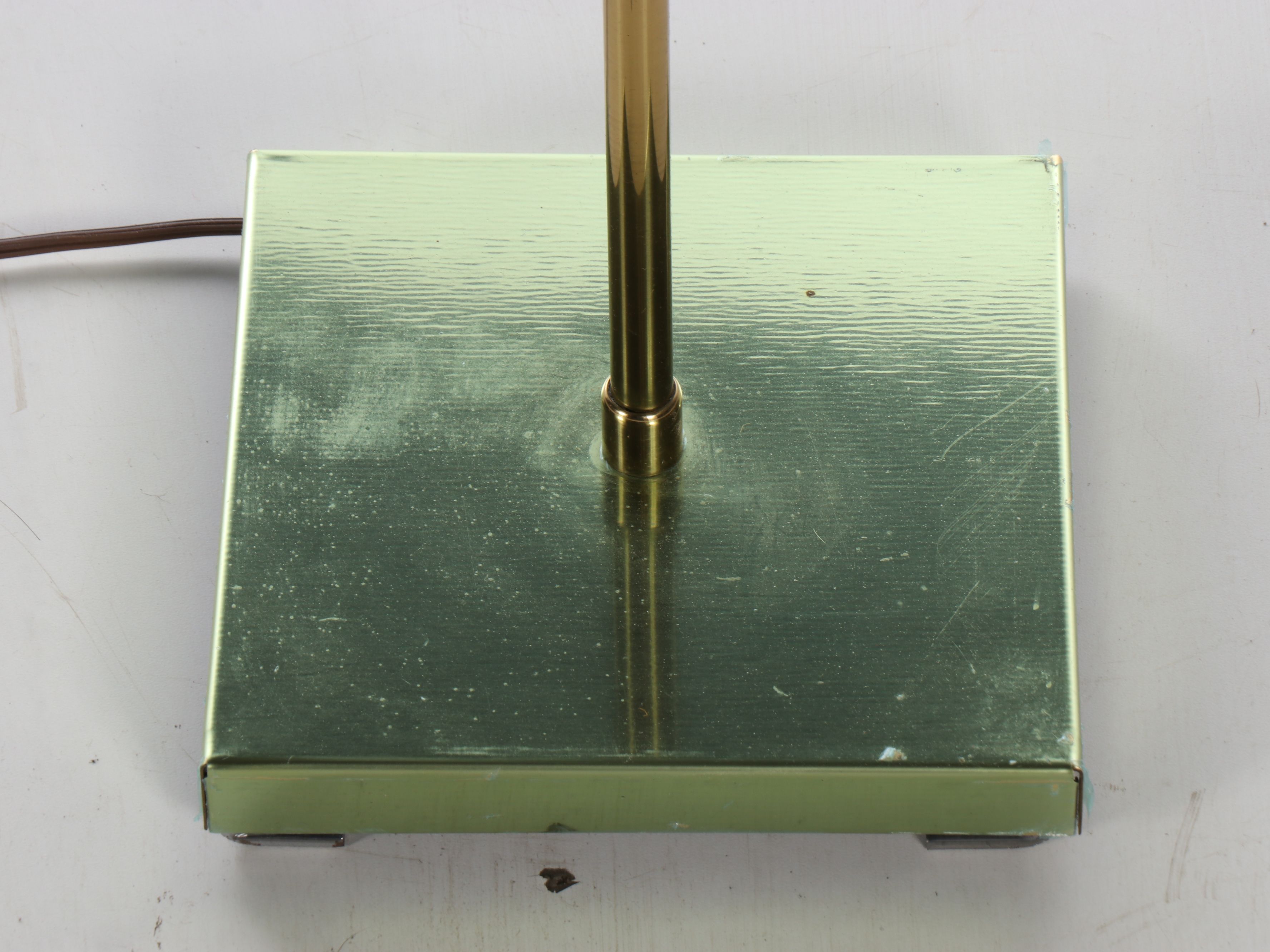 Brass Finish Seashell Adjustable Floor Lamp