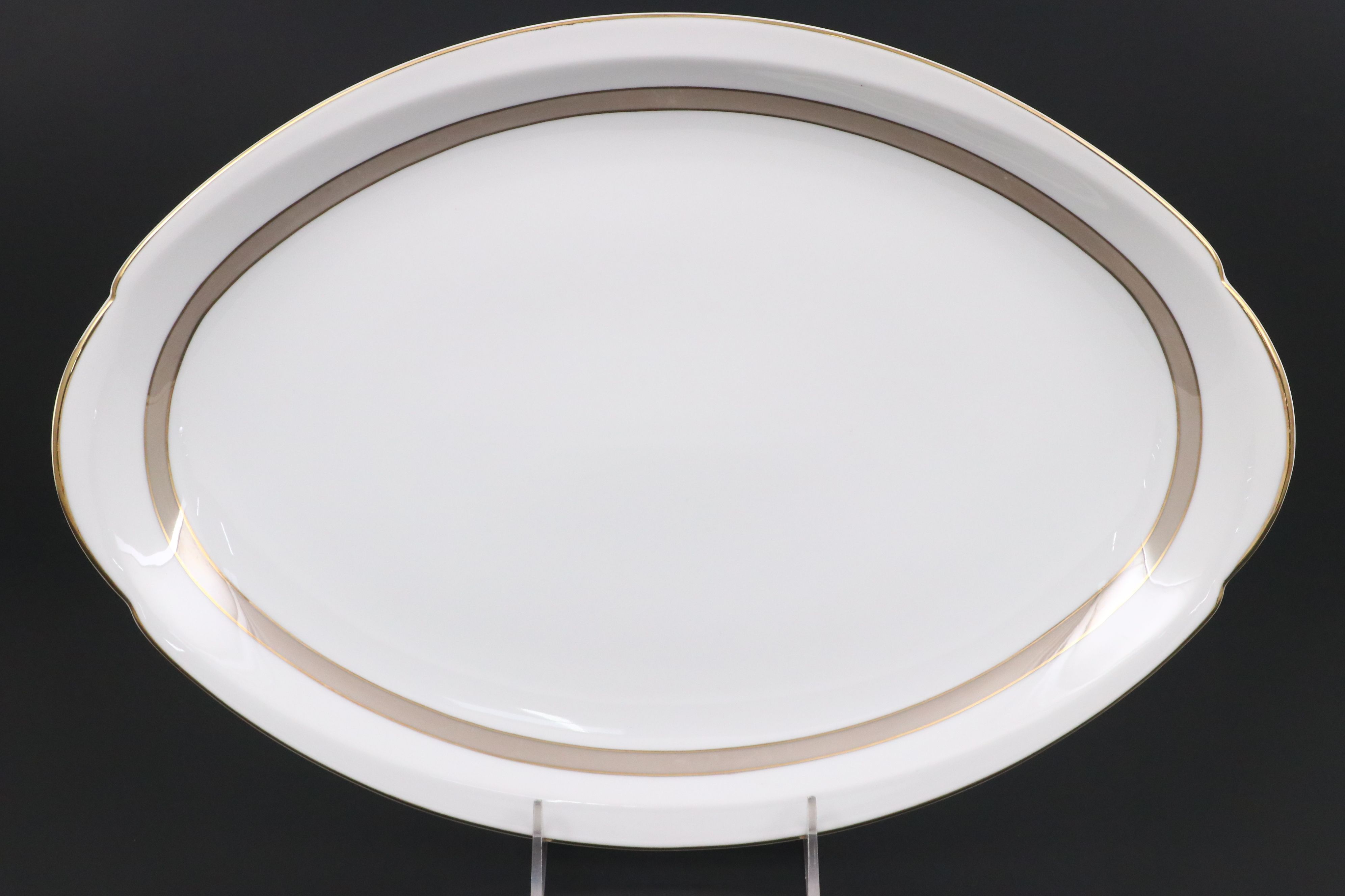 Tiffany & Co. Crystal Wine Glasses with Meito "Largo" China Serving Platter