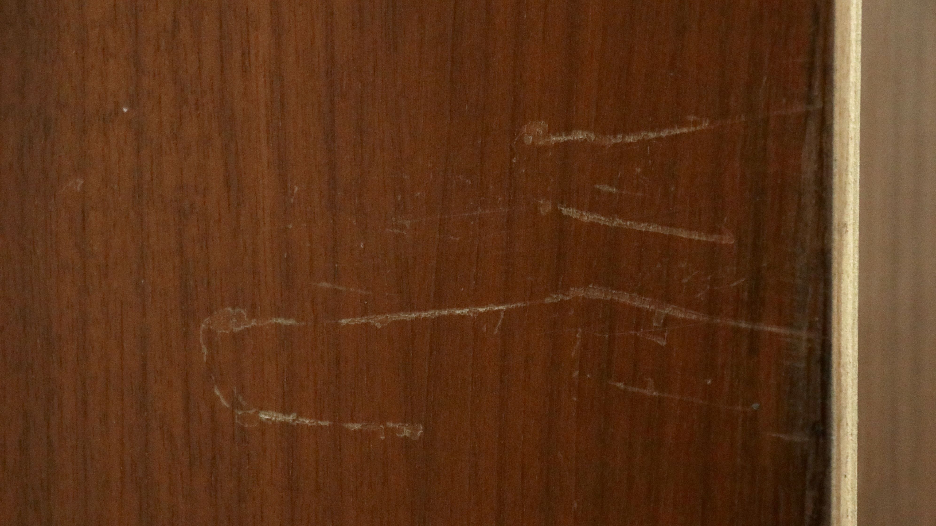 Large-Scale Traditional Style Wood Display Cabinet