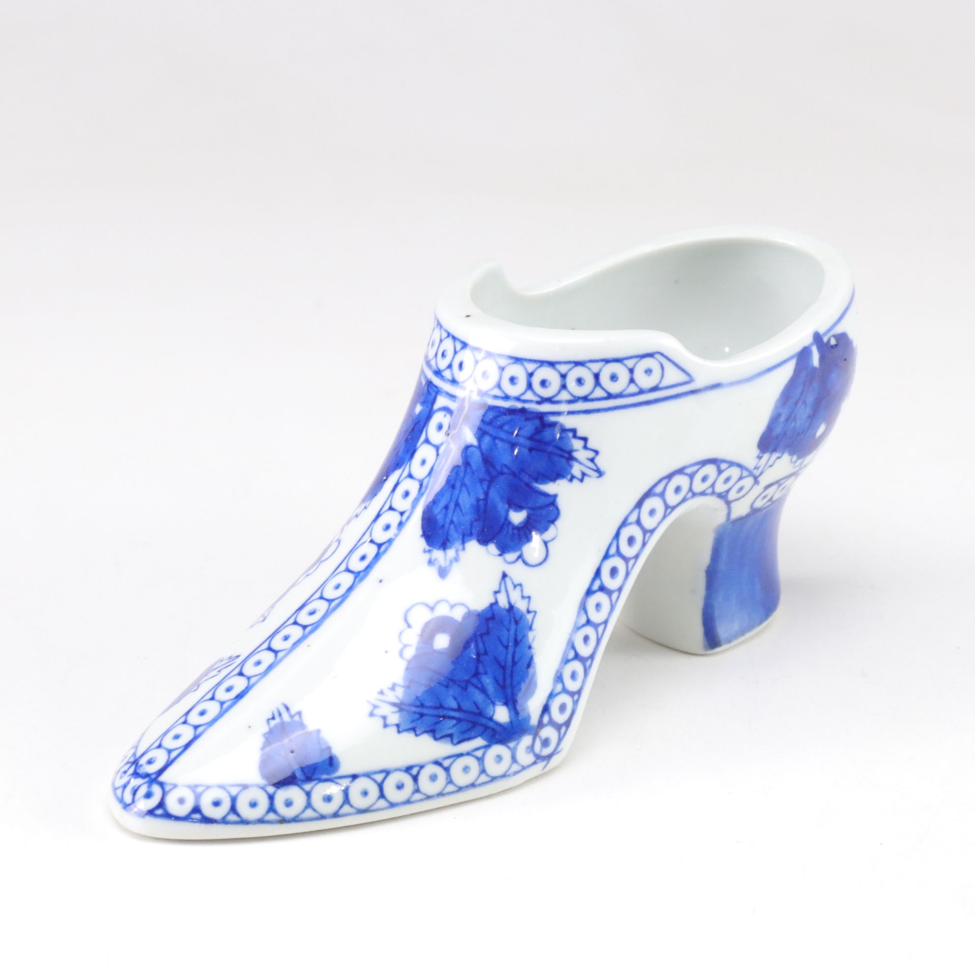 Chinese Blue and White Porcelain Hexagonal Planter and Shoe