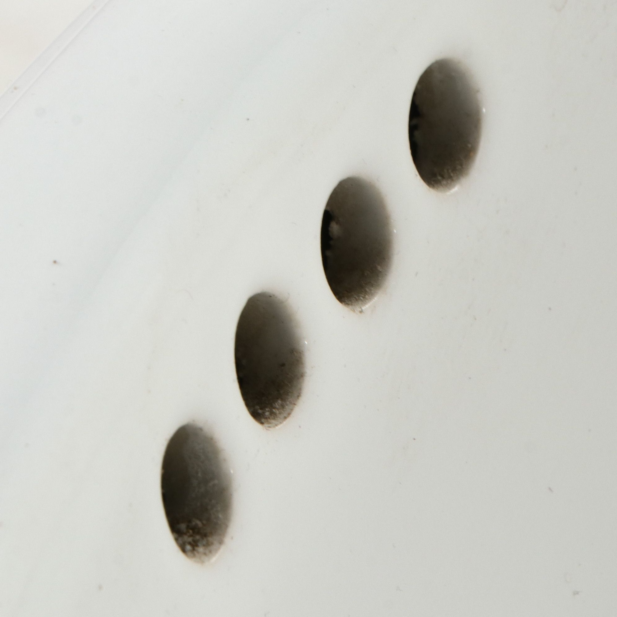 White Ceramic Pedestal Bathroom Sink