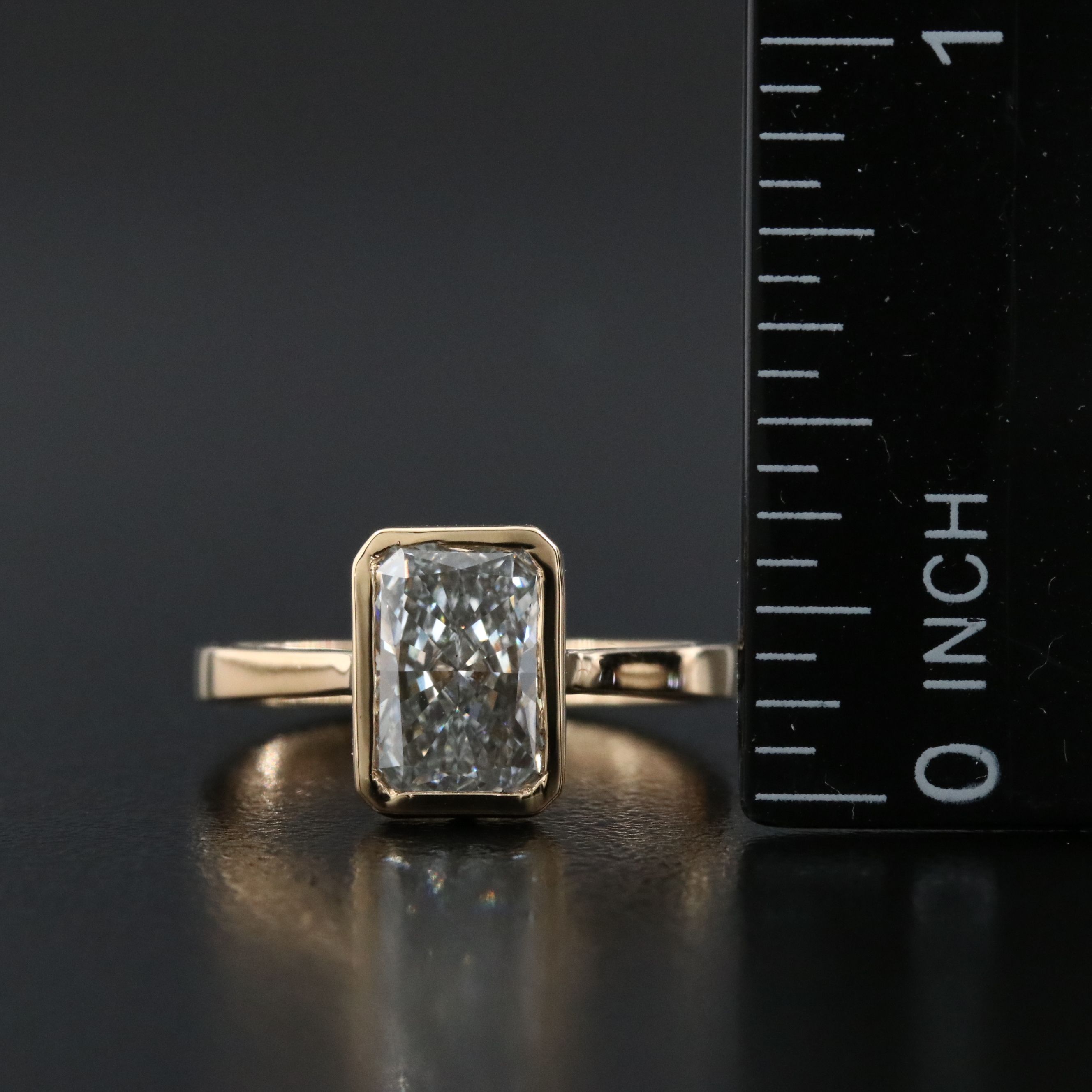 18K 1.96 CT Lab Grown Diamond Solitaire Ring with IGI Report