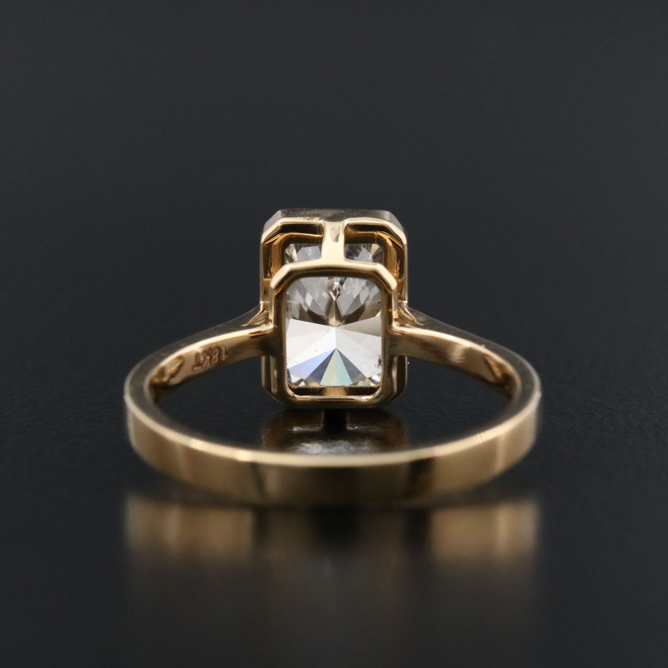 18K 1.96 CT Lab Grown Diamond Solitaire Ring with IGI Report