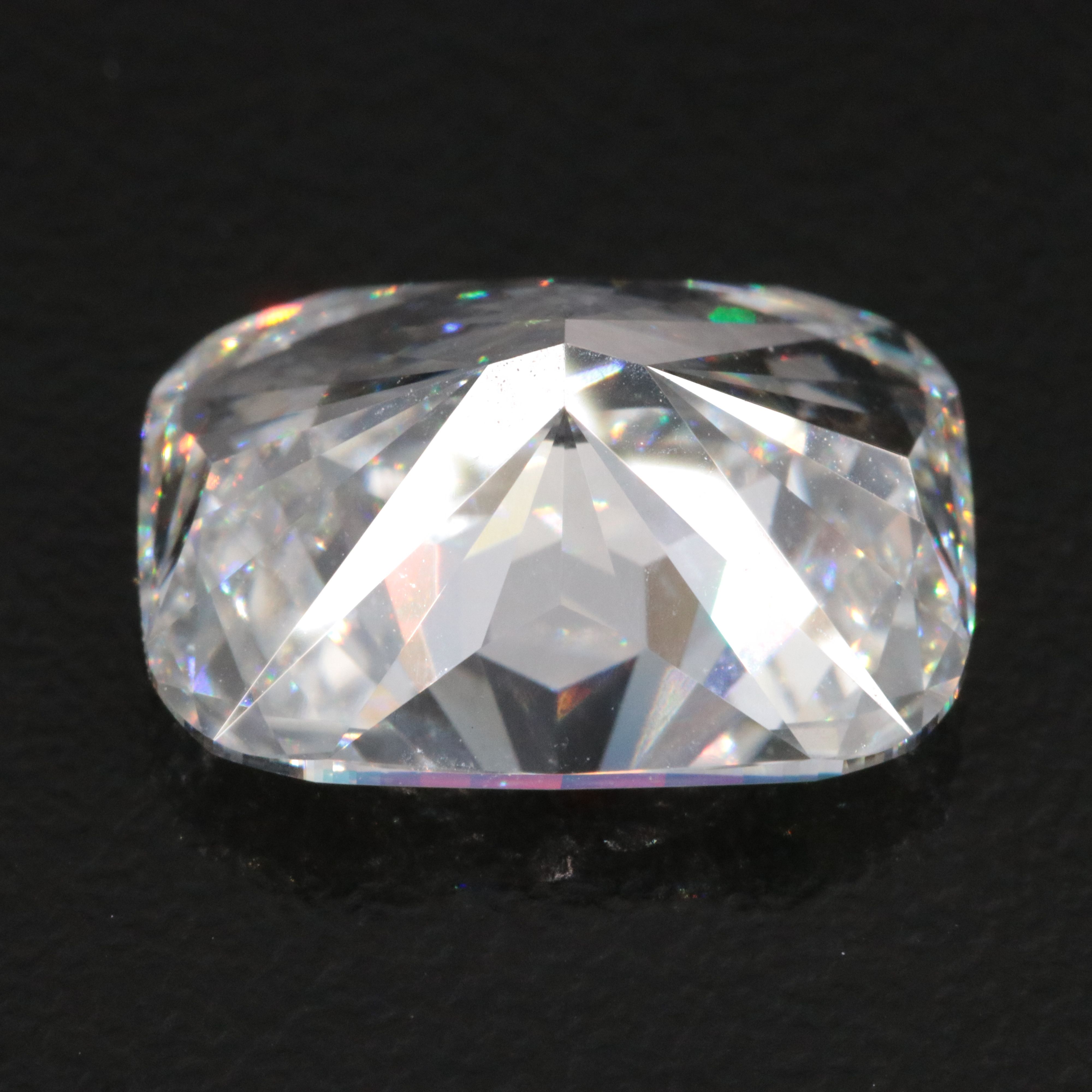 Loose 6.38 CT Lab Grown Diamond with IGI Report