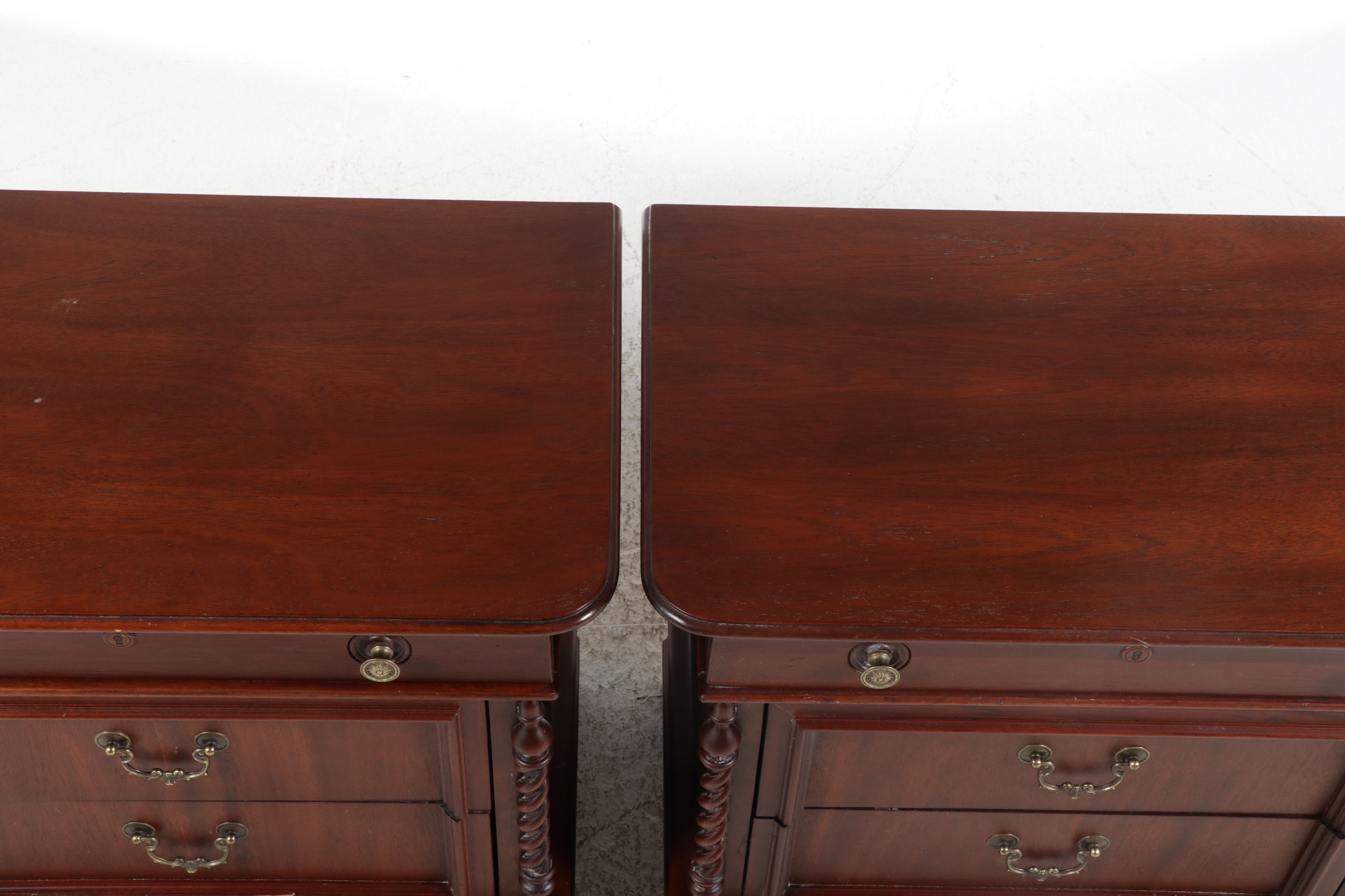 Pair of Lexington Furniture "Vestiges" Commode Nightstands, Late 20th Century