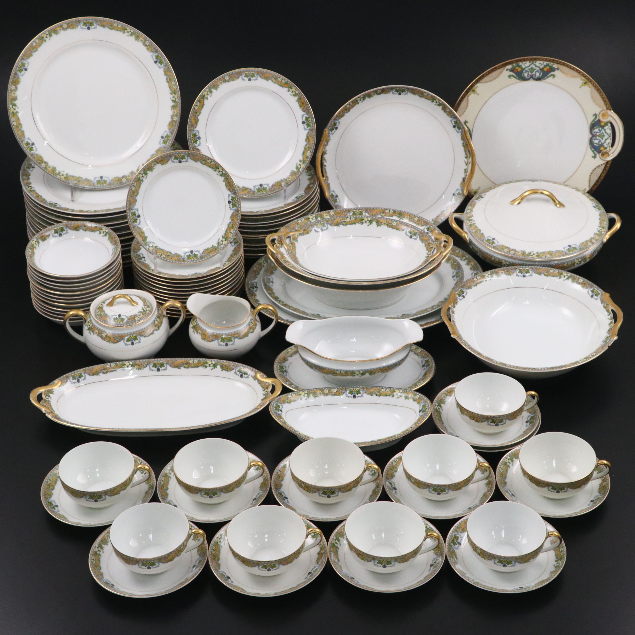 Noritake "Westminster" Japanese Porcelain Dinnerware, Mid to Late 20th Century