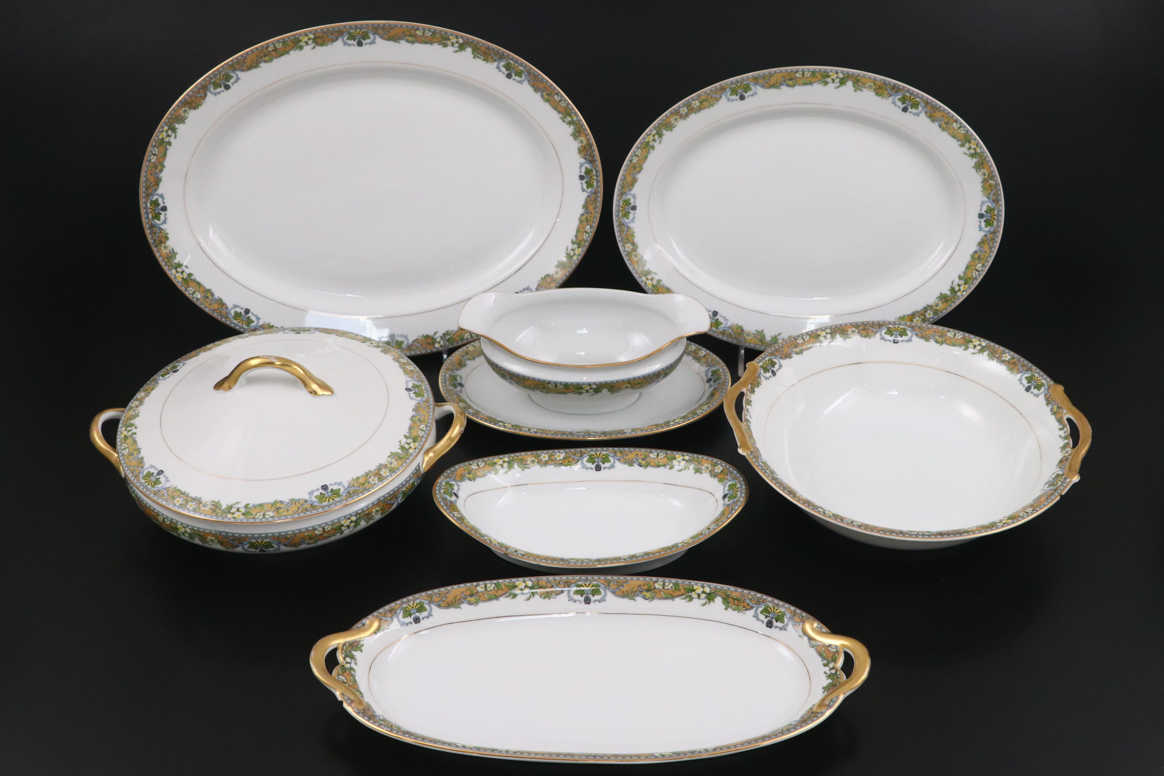 Noritake "Westminster" Japanese Porcelain Dinnerware, Mid to Late 20th Century