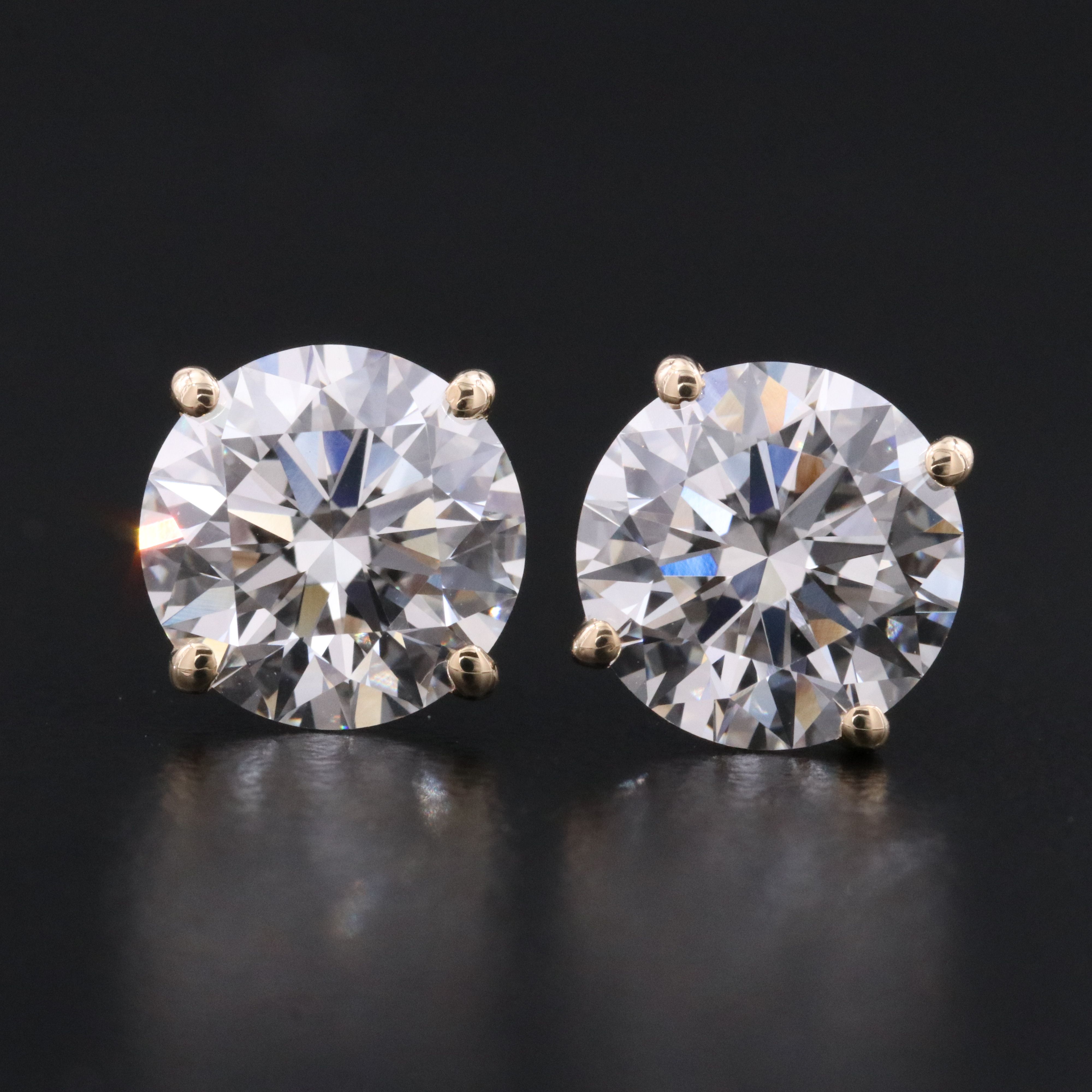 14K 5.08 CT Lab Grown Diamond Stud Earrings with IGI Report