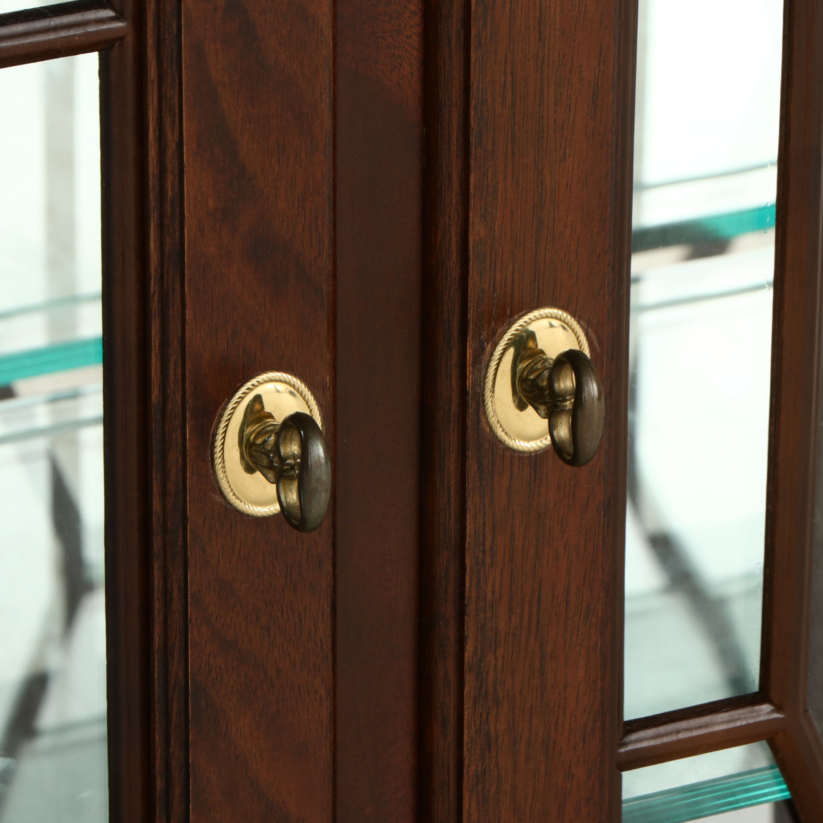 Knob Creek Chippendale Style Mahogany Breakfront China Cabinet