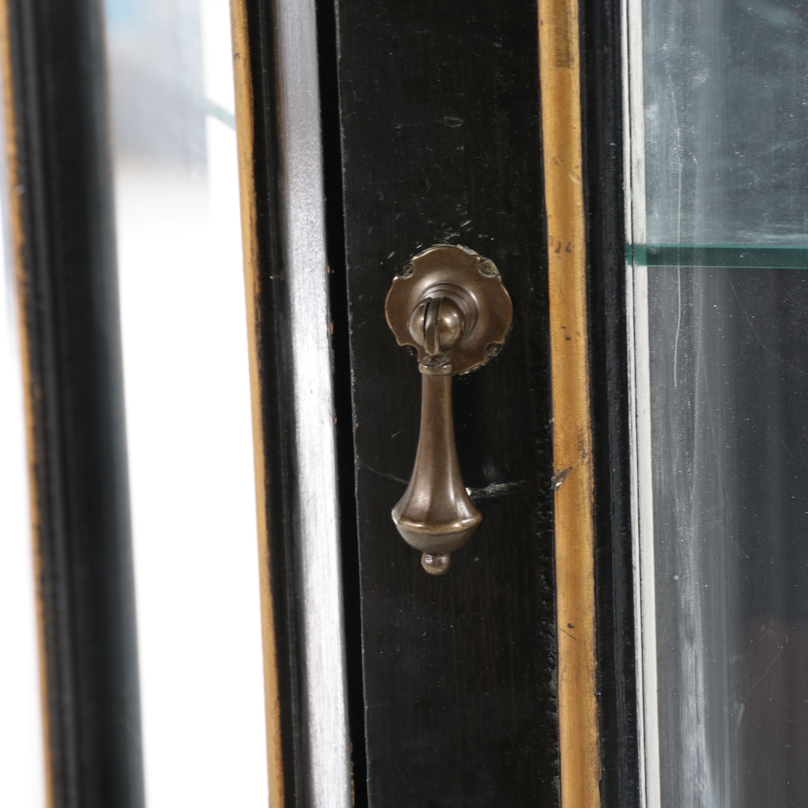 Hollywood Regency Style Chinoiserie Black Lacquer Pagoda Shaped Vitrine