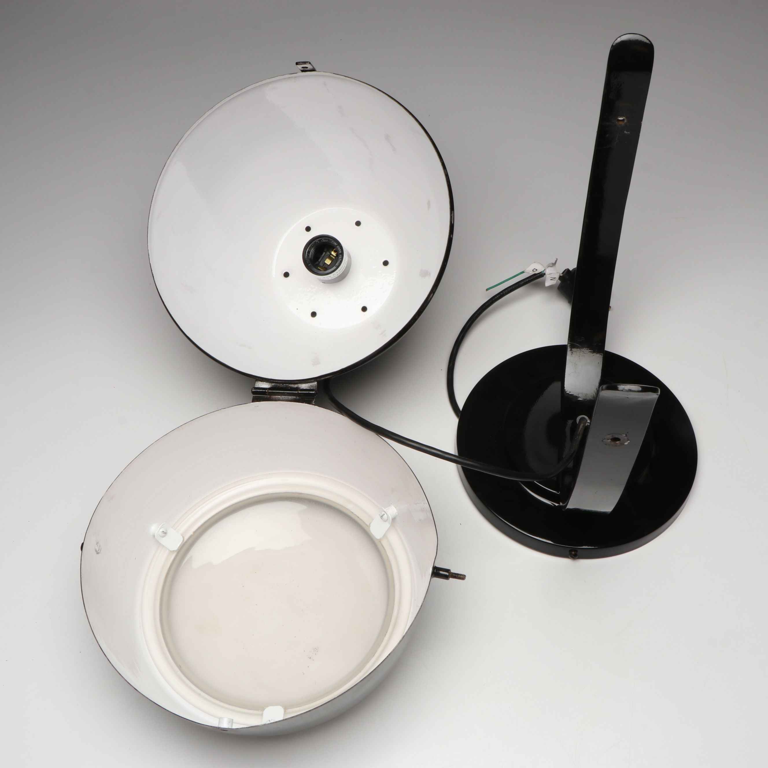 Black Metal Cased Adjustable Spotlight