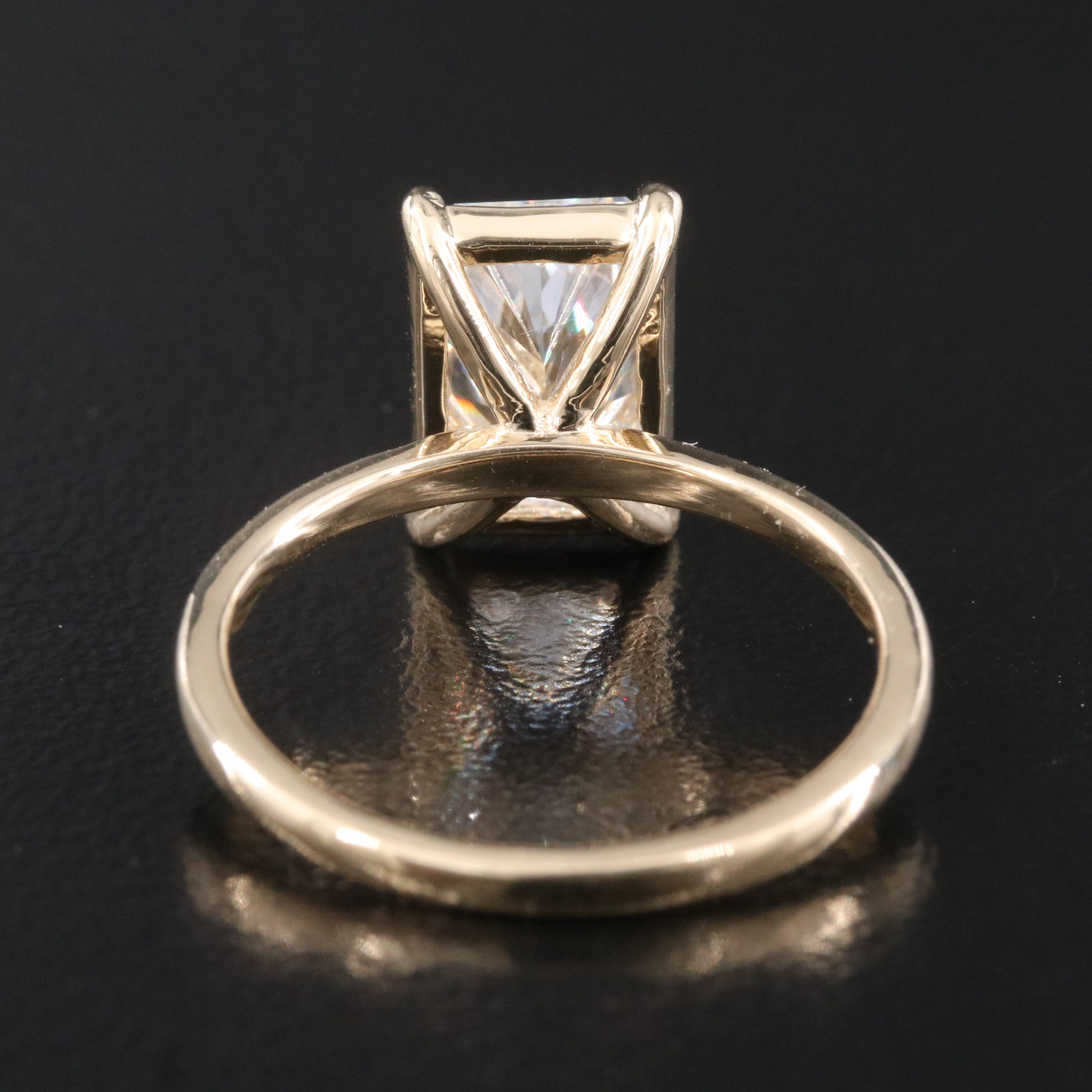 14K 3.03 CT Lab Grown Diamond Ring with IGI Report