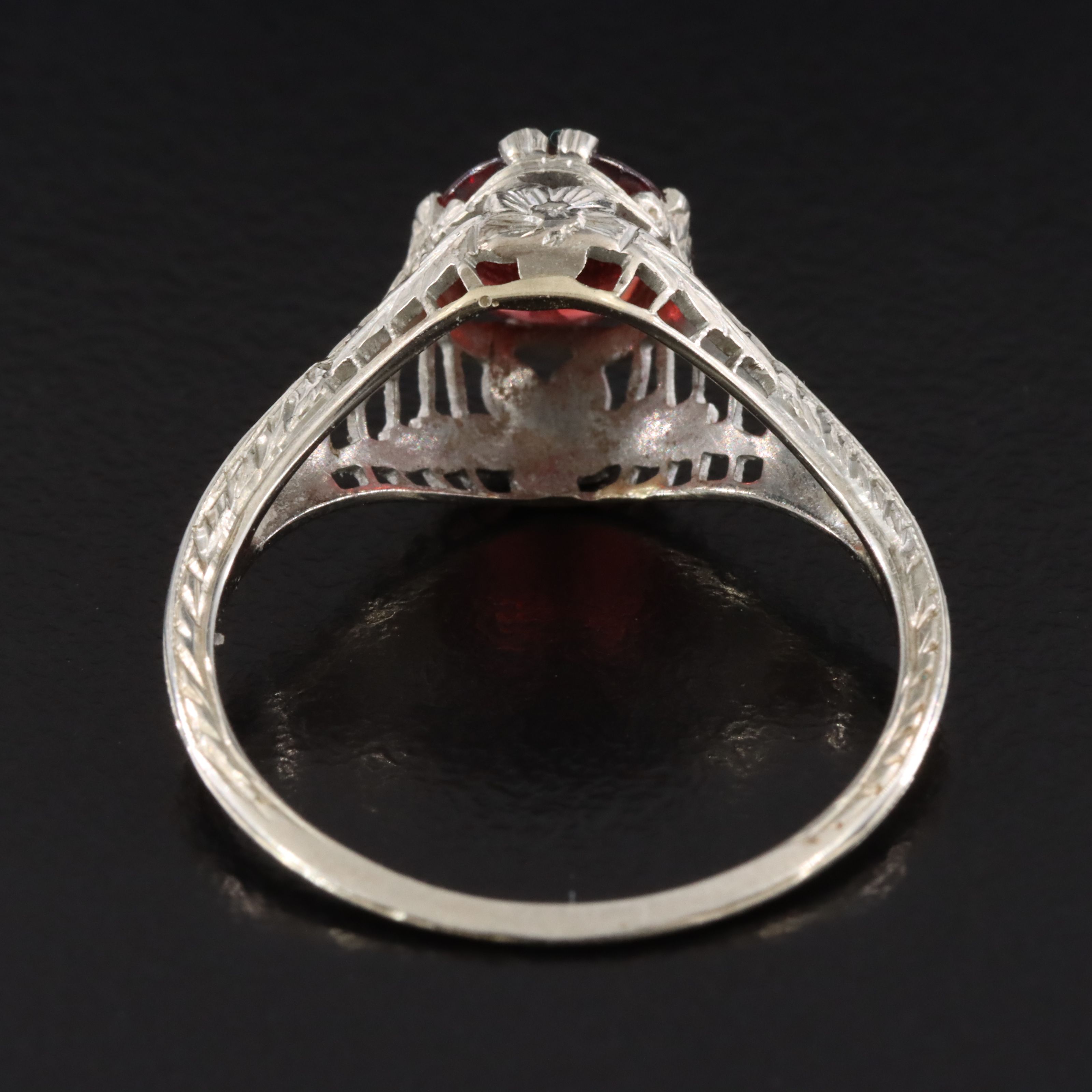 Antique 18K Garnet Ring