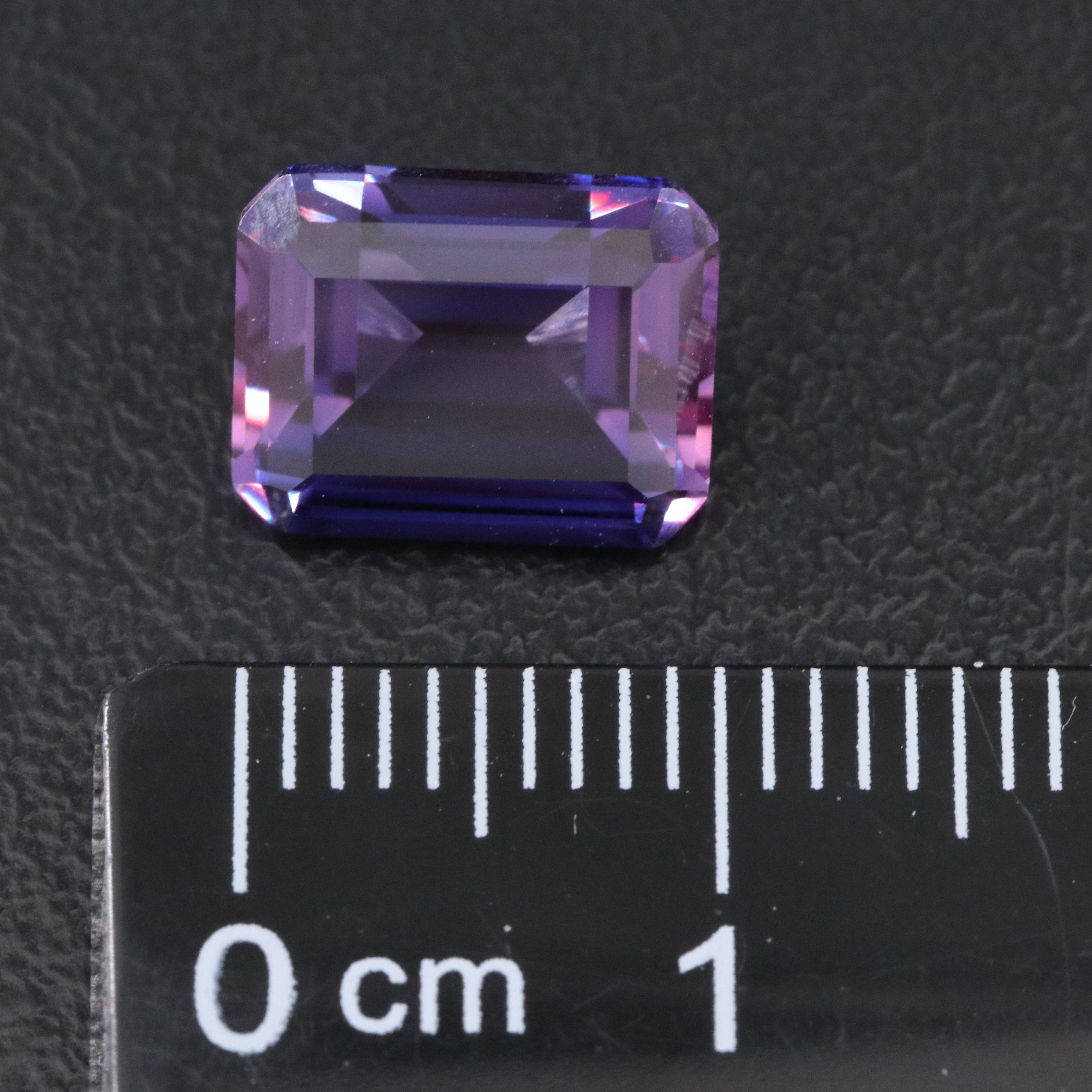 Loose 4.56 CT Lab Grown Sapphire