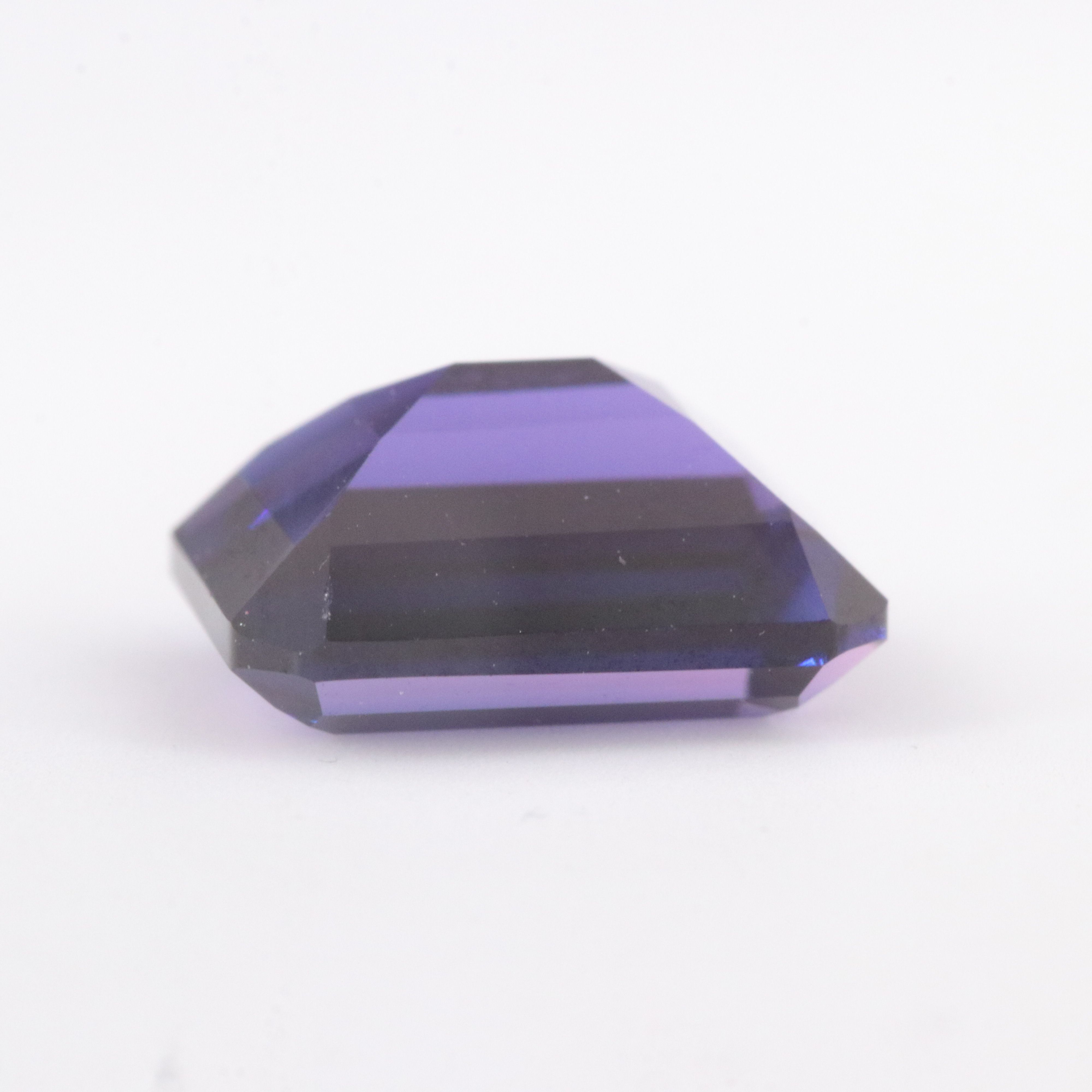 Loose 4.56 CT Lab Grown Sapphire
