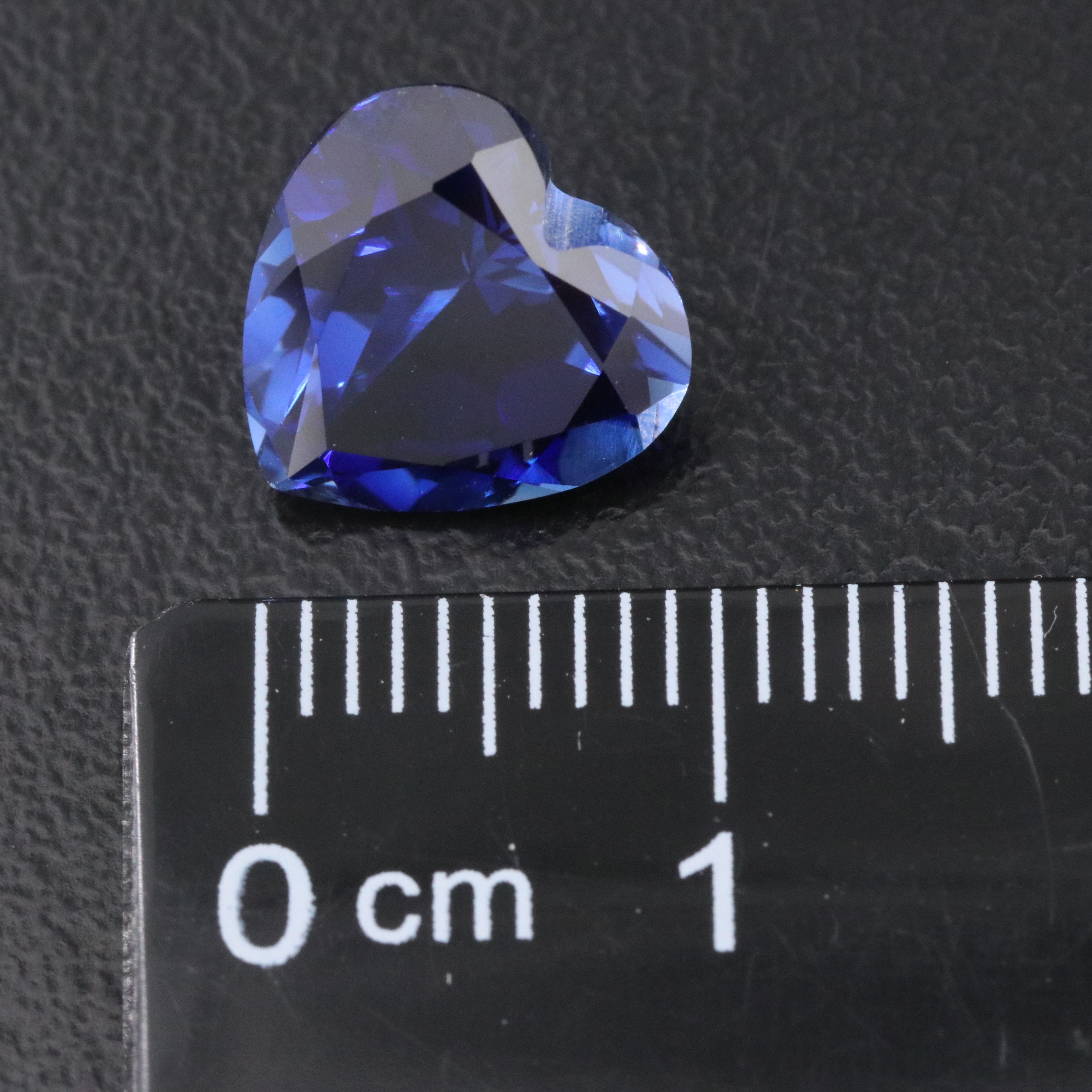 Loose 4.56 CT Lab Grown Sapphire