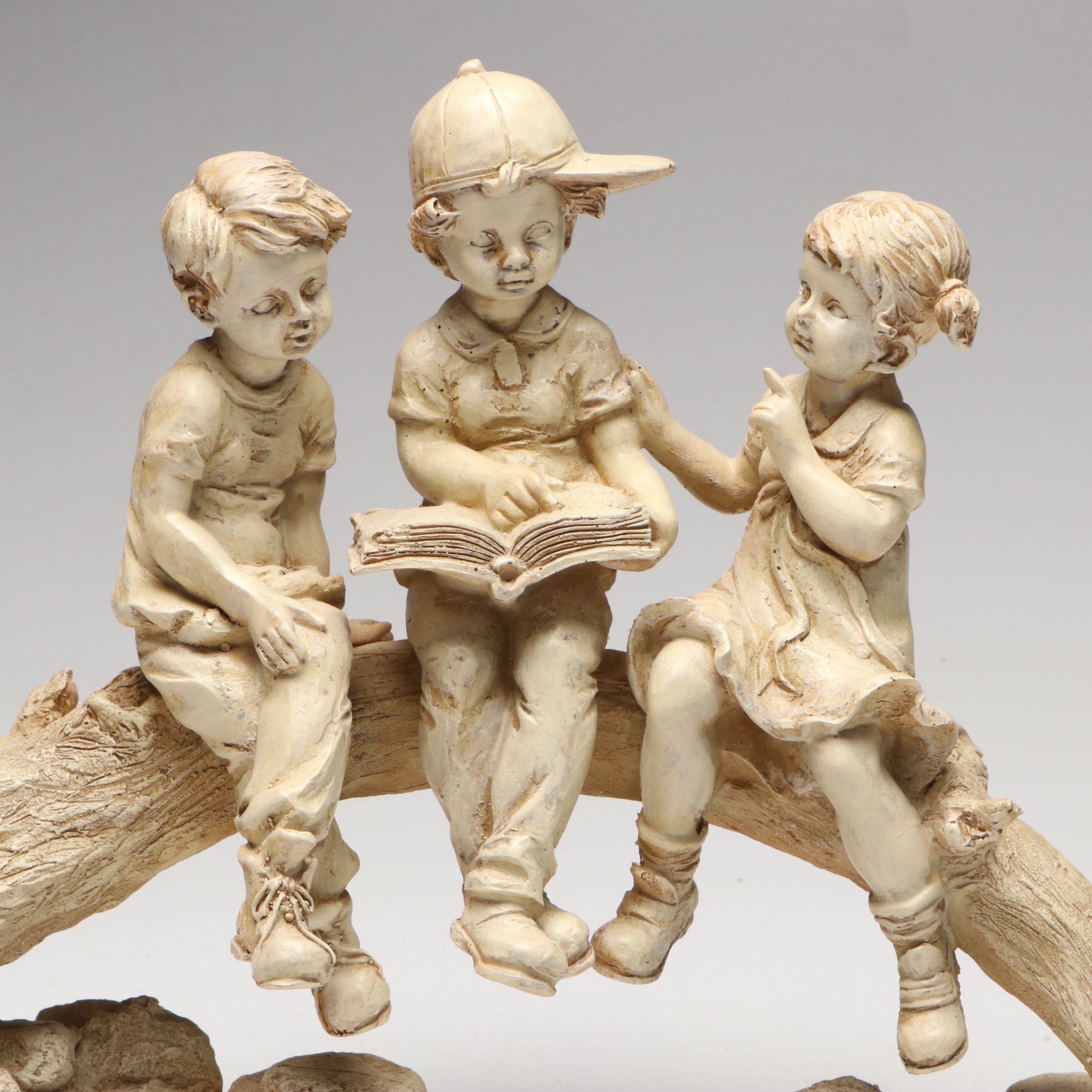 Touch of Class "Summer Stories" Figurine