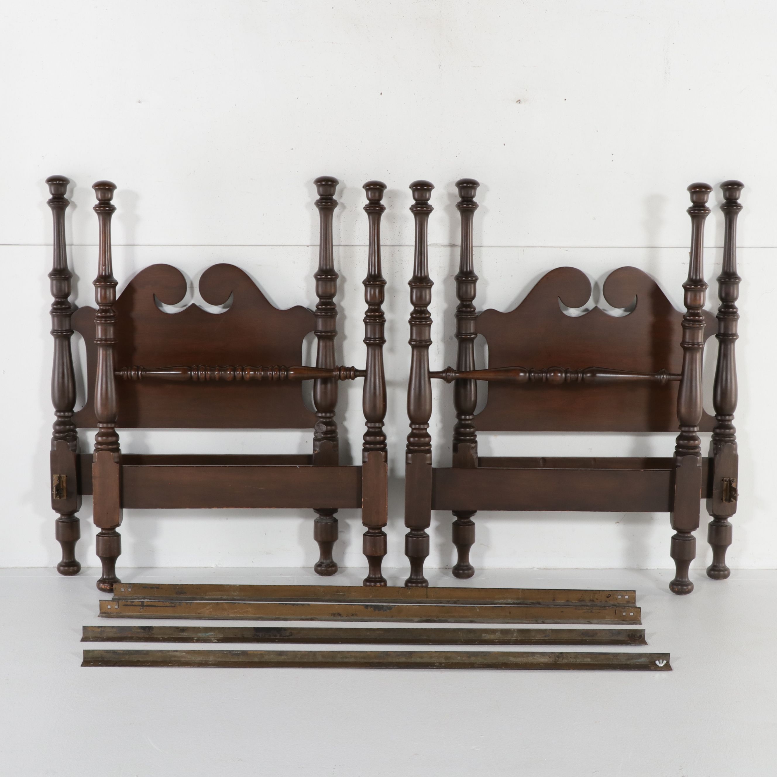 Pair of Colonial Revival Cherry Cannonball Twin Beds, Mid-20th Century