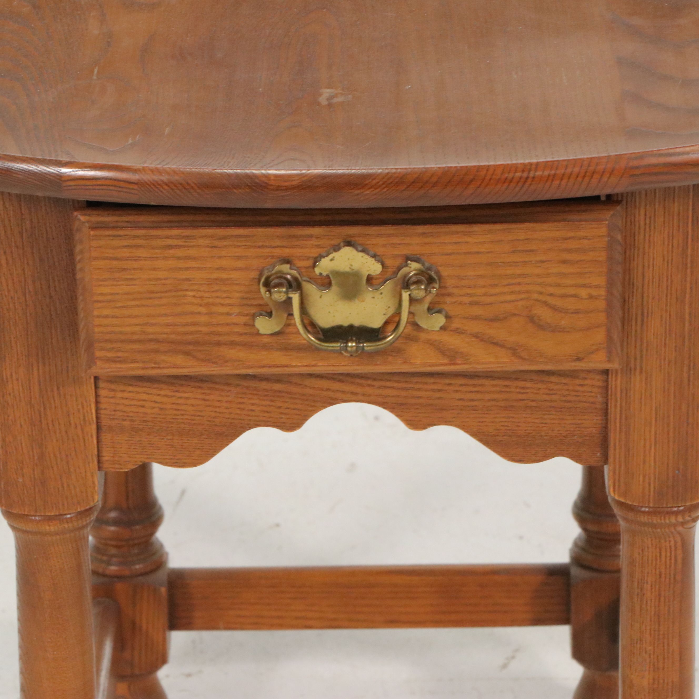Colonial Revival Oak Drop-Leaf Side Table with Drawer, Late 20th Century