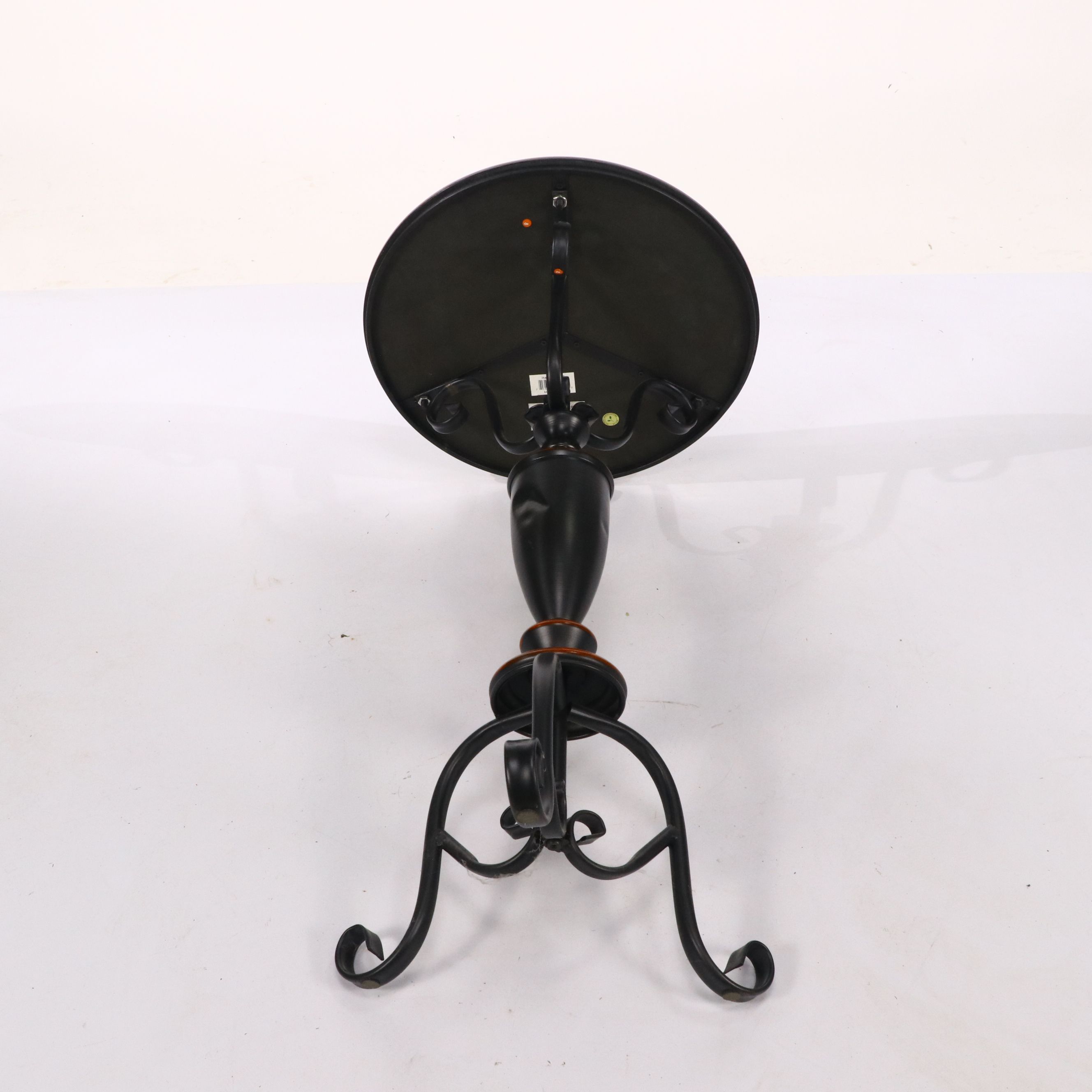 Wrought Iron Scrolled Table Lamps with Neoclassical Style Side Table