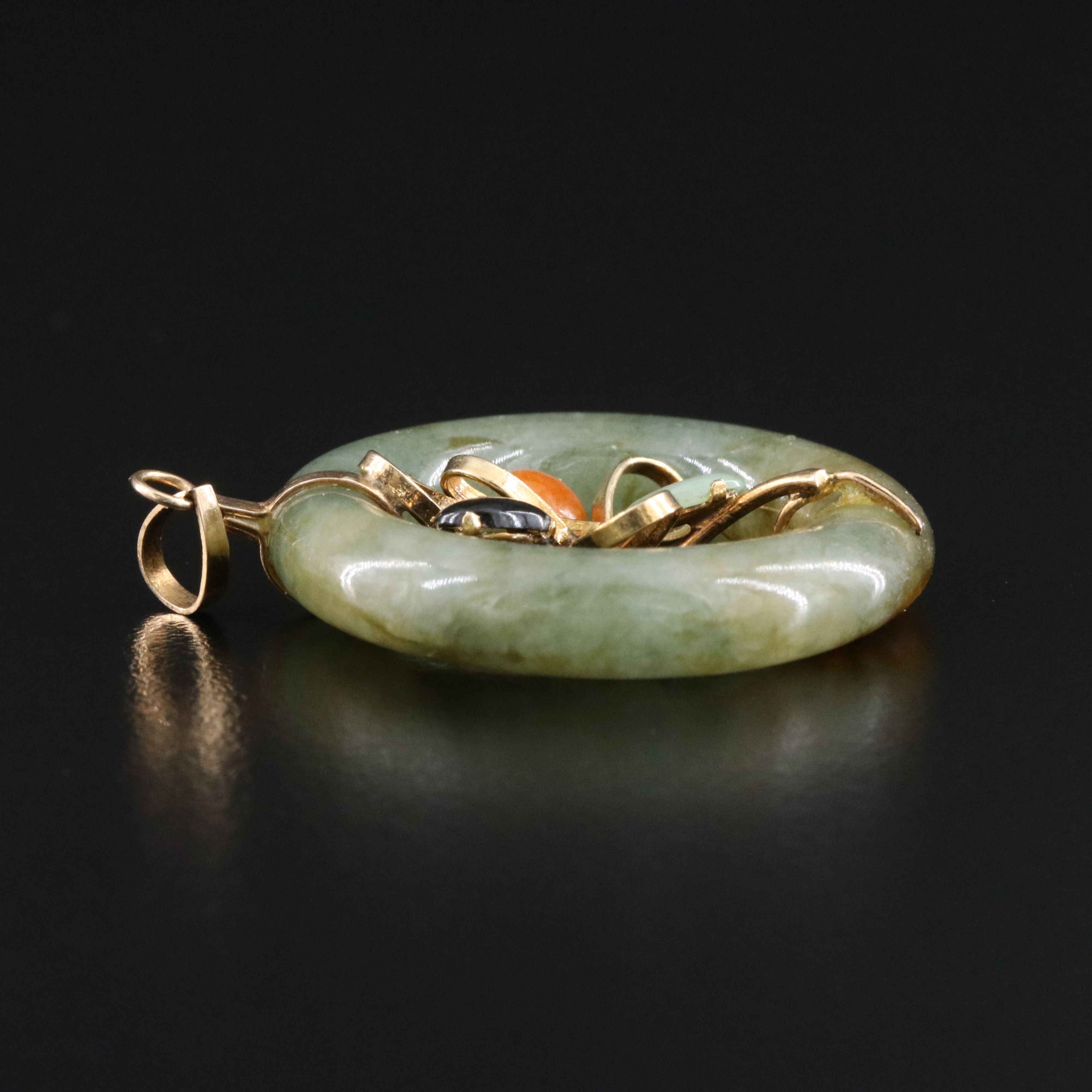 14K Floral Jadeite and Black Onyx Pendant