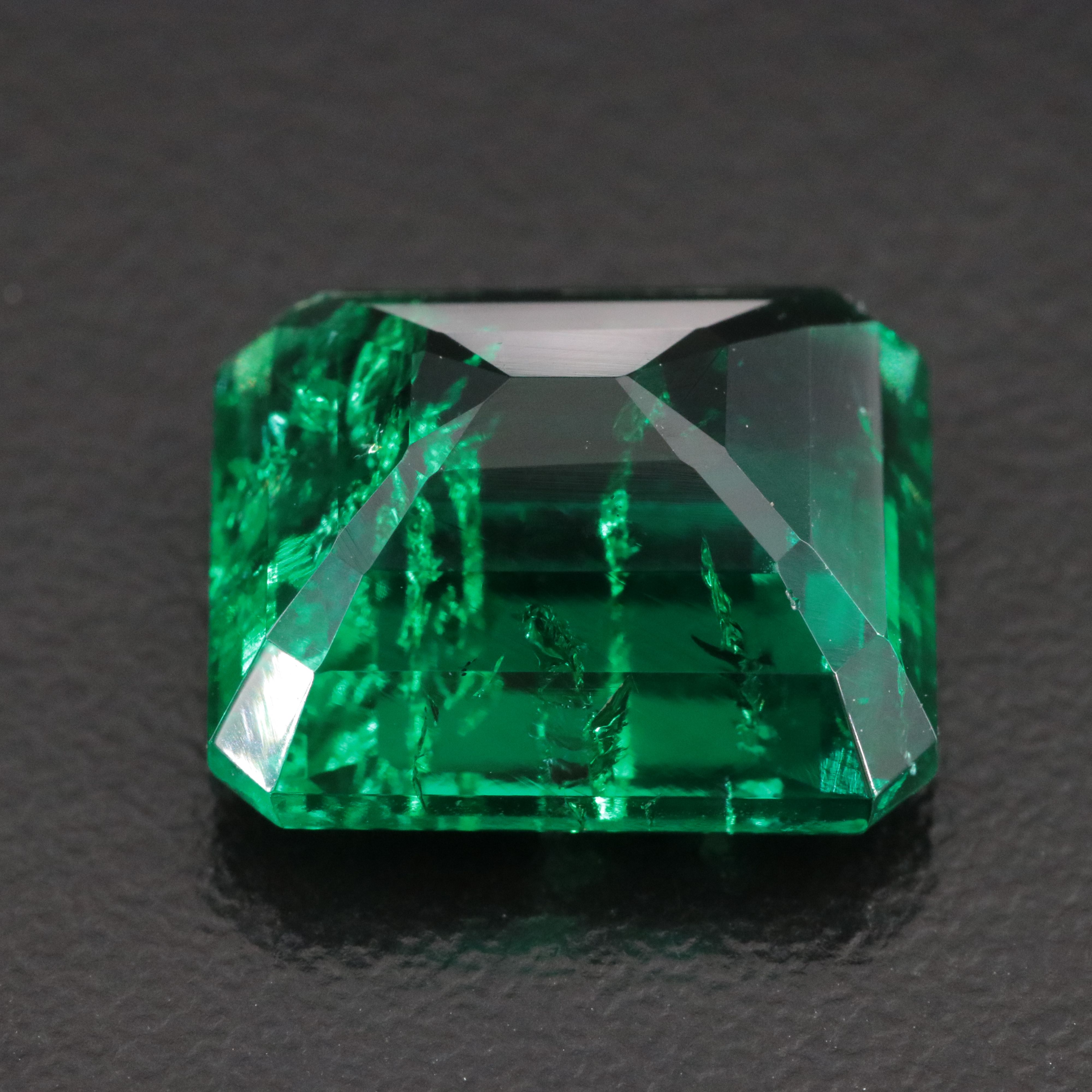 Loose 8.31 CT Lab Grown Emerald