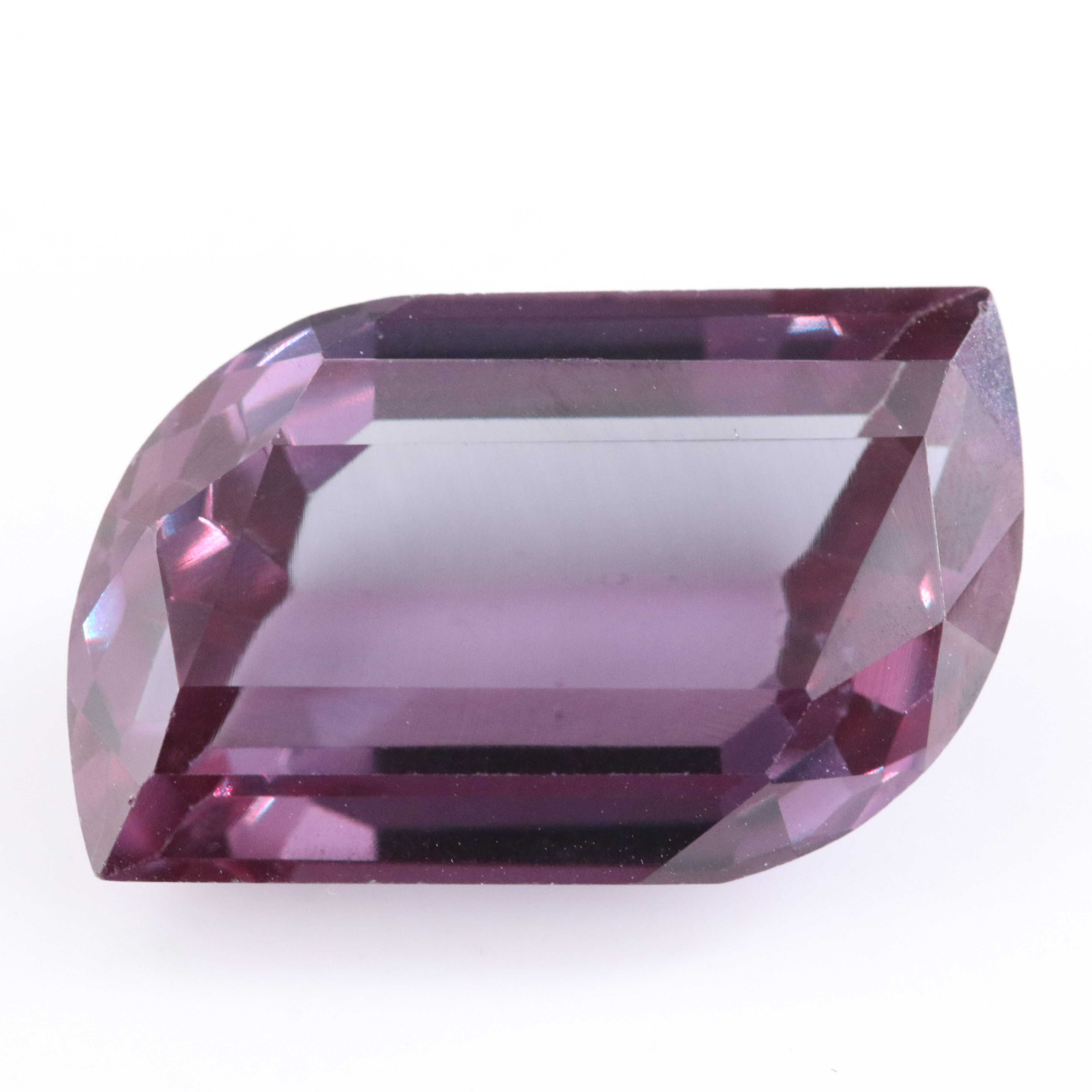 Loose 17.47 CT Lab Grown Color Change Sapphire