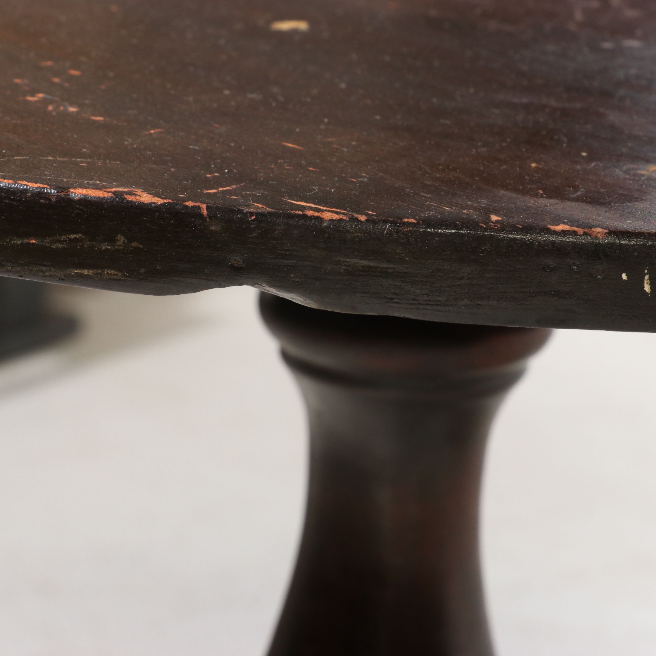 Sheraton Style Mahogany Tripod Candlestand, 19th Century