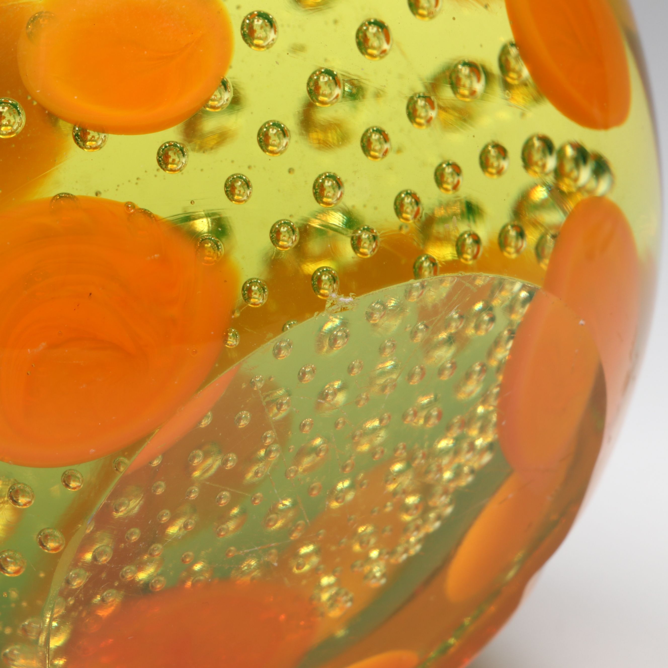 Attributed to Gino Cenedese Controlled Bubble Art Glass Apple Figure