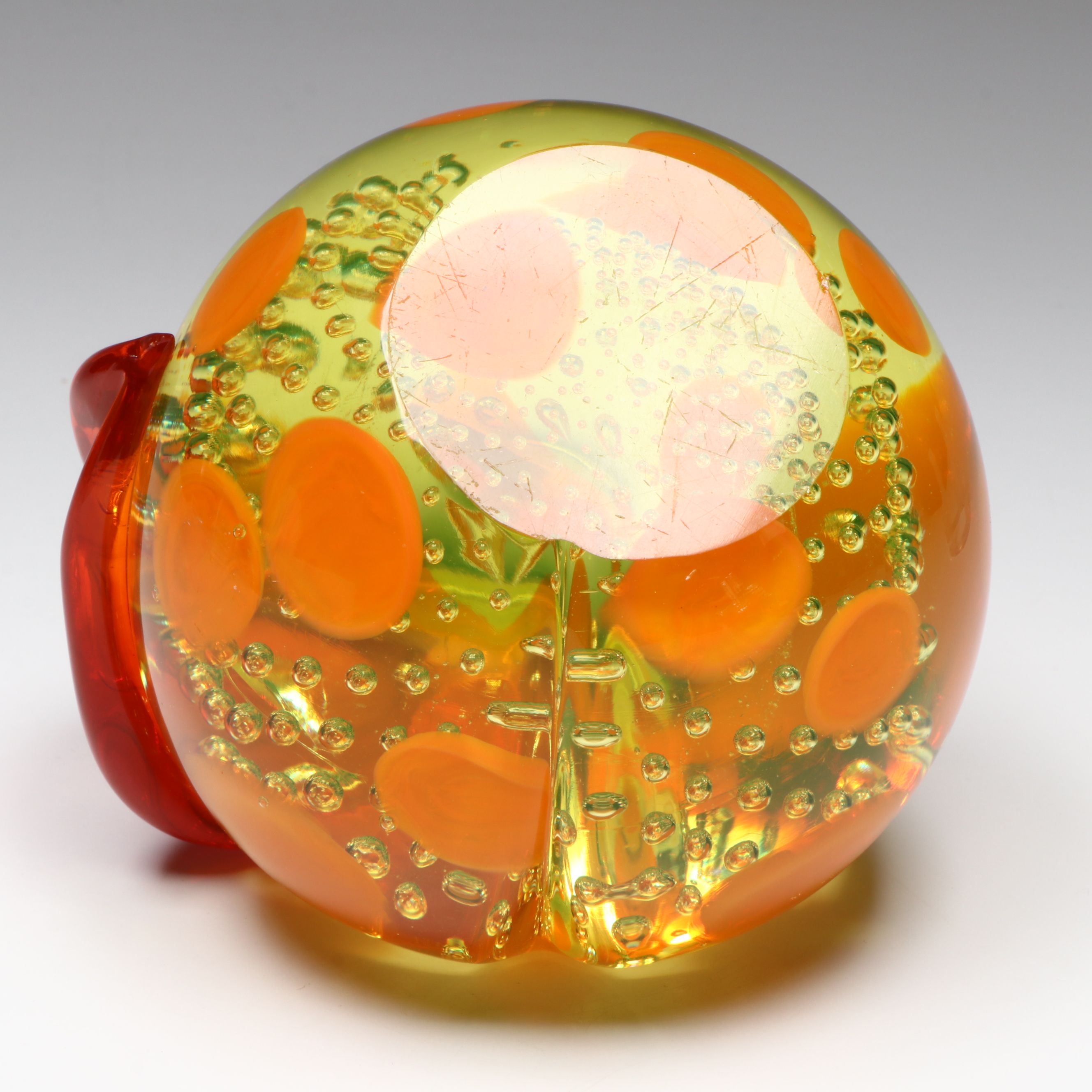 Attributed to Gino Cenedese Controlled Bubble Art Glass Apple Figure