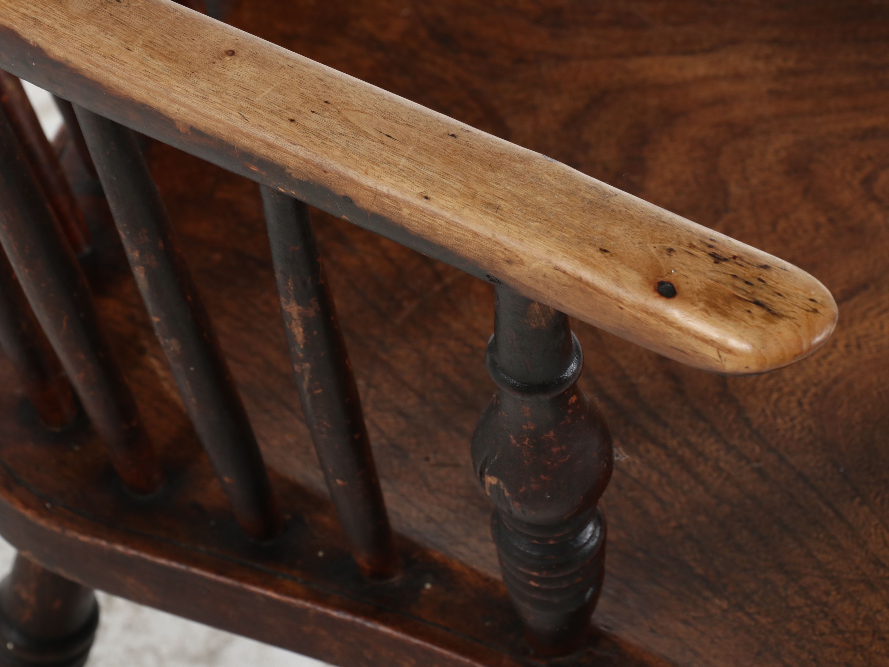 English Windsor Sack-Back Armchair, 19th Century