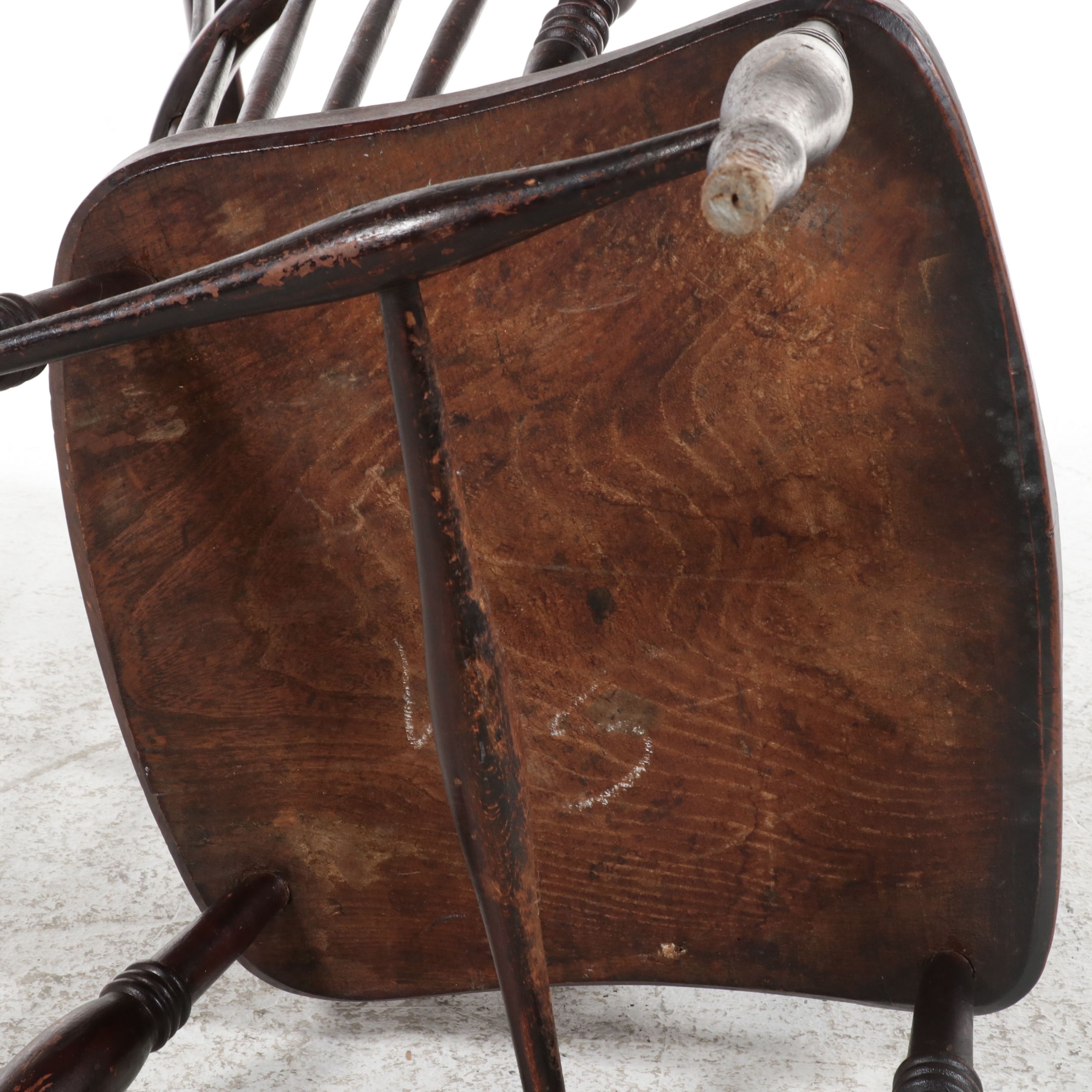English Windsor Sack-Back Armchair, 19th Century