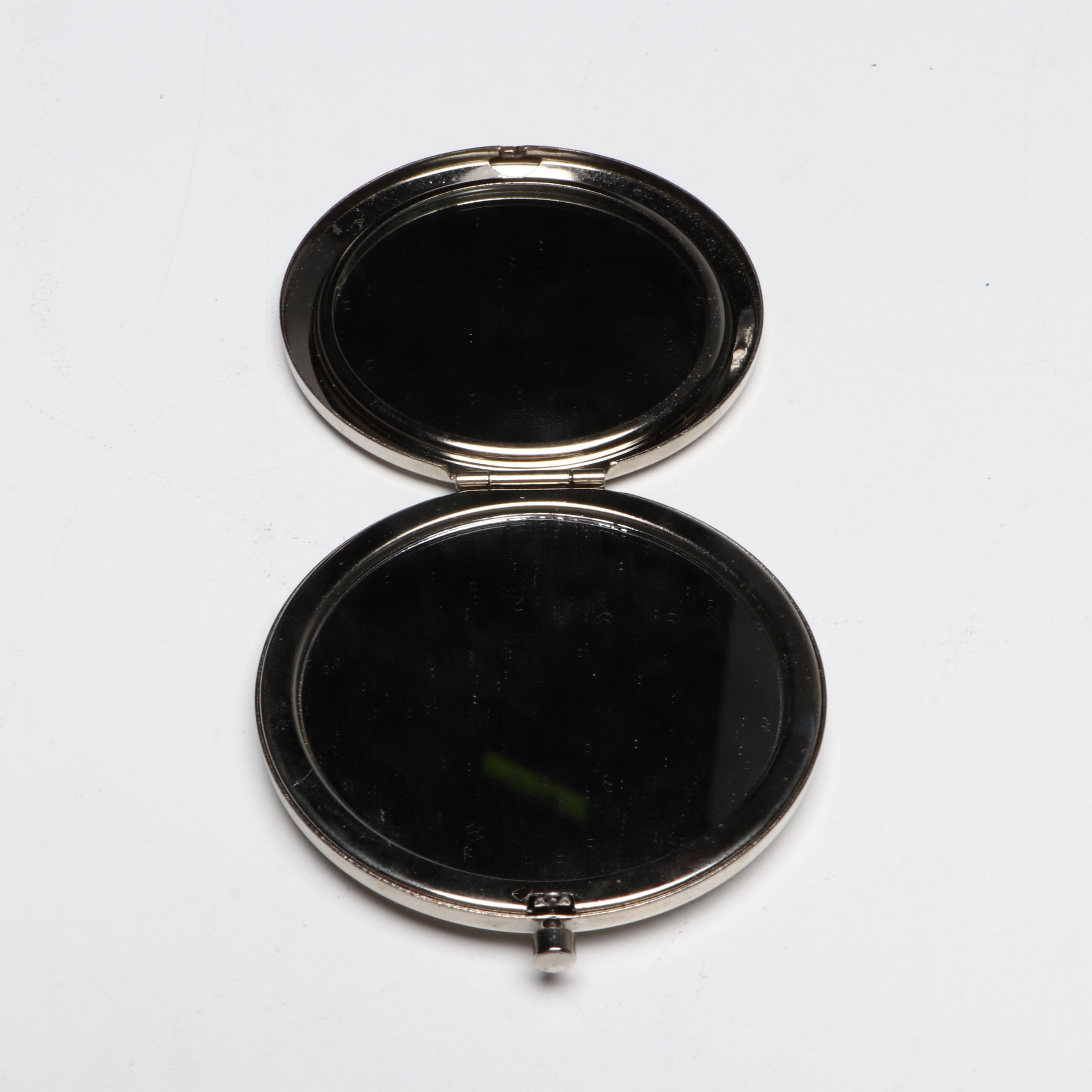 La Vie and Other Embellished and Decorative Mirror Compacts