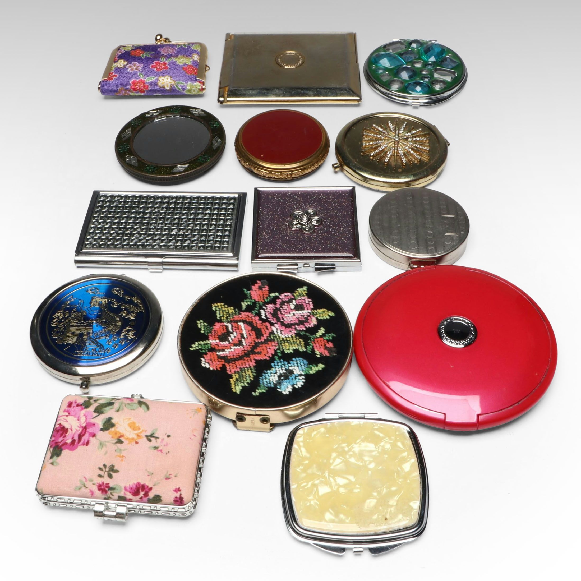 La Vie and Other Embellished and Decorative Mirror Compacts