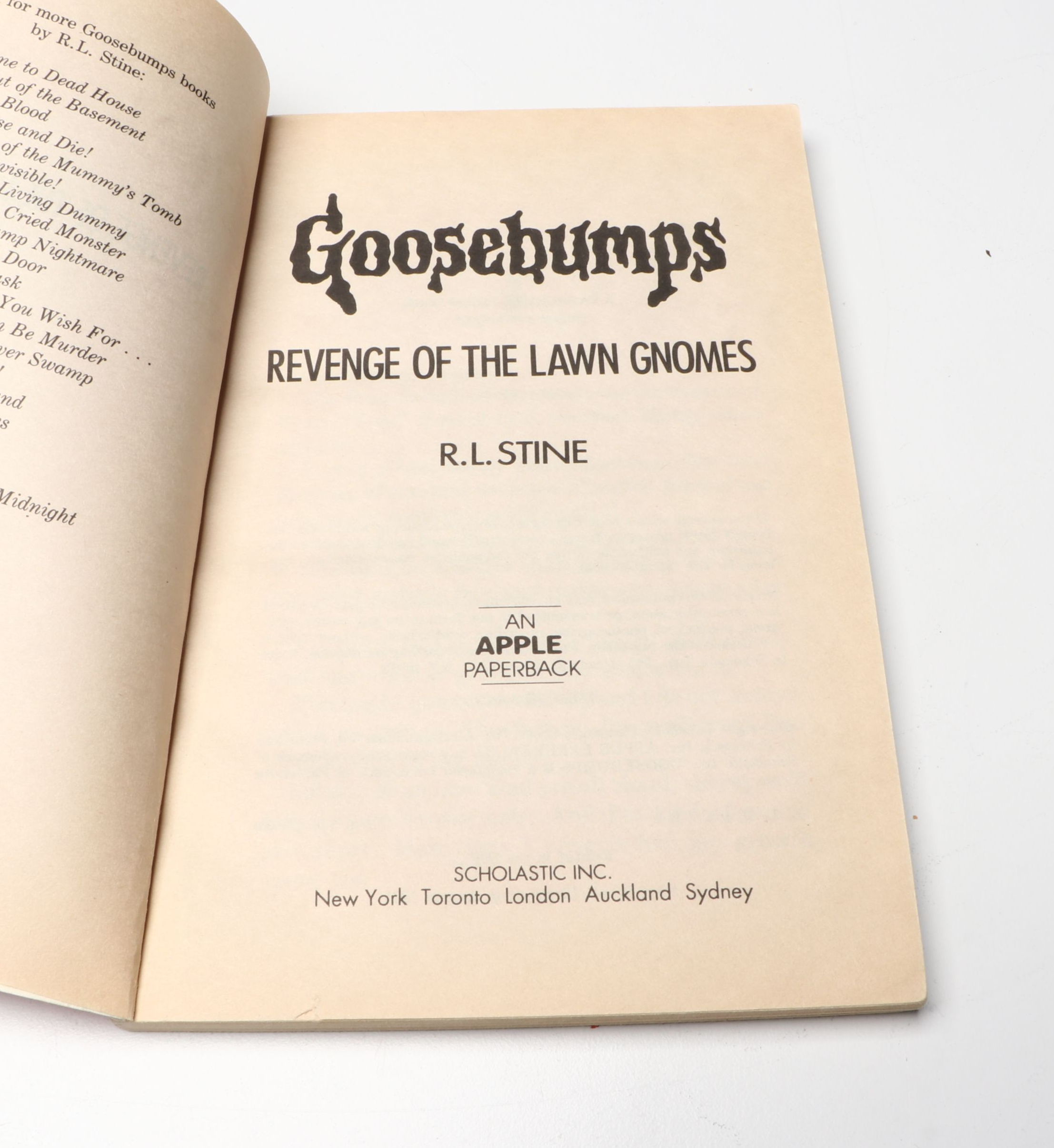 "Illustrated Treasury of Modern Literature for Children" & More Children's Books