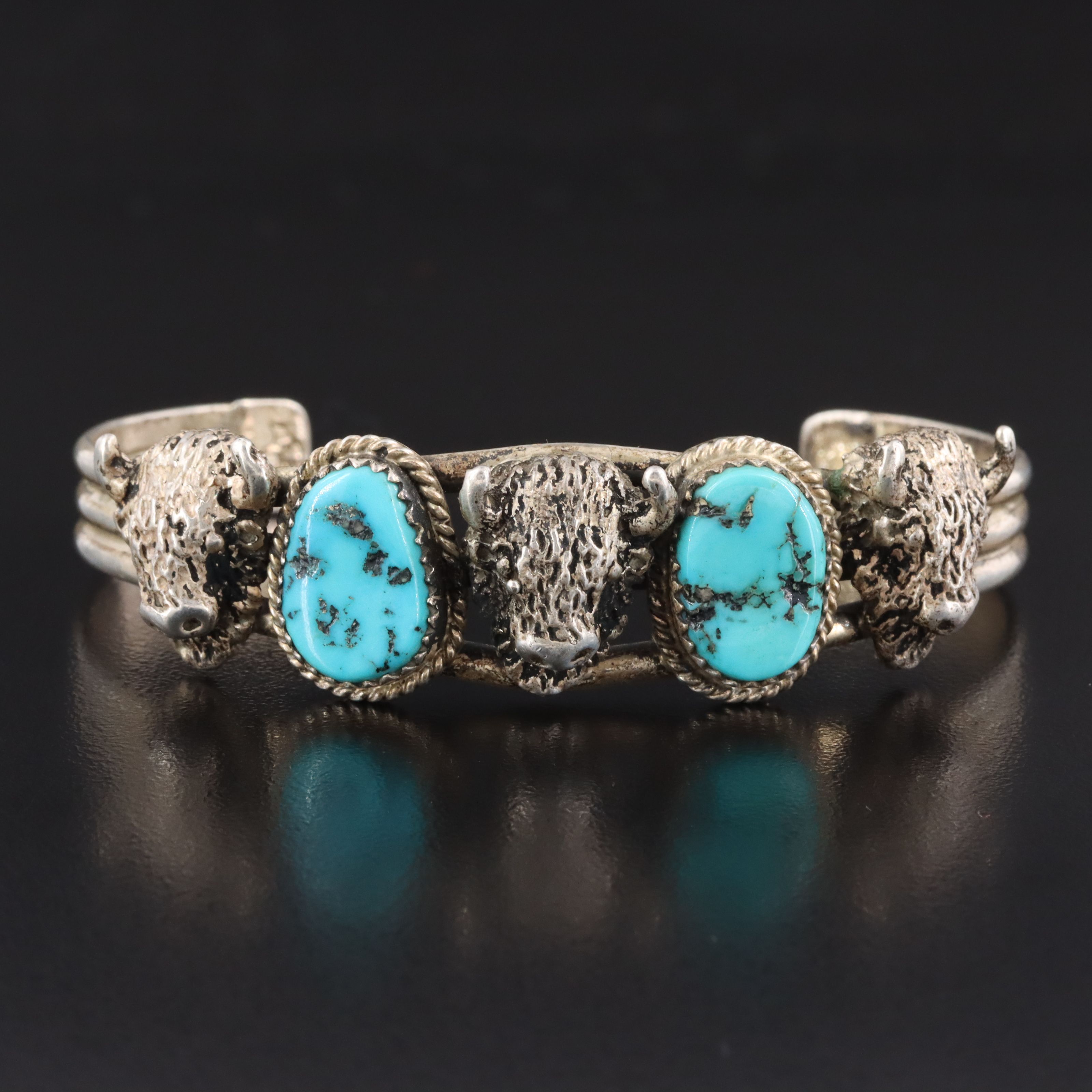 Running Bear Shop Sterling Turquoise Buffalo Bracelet