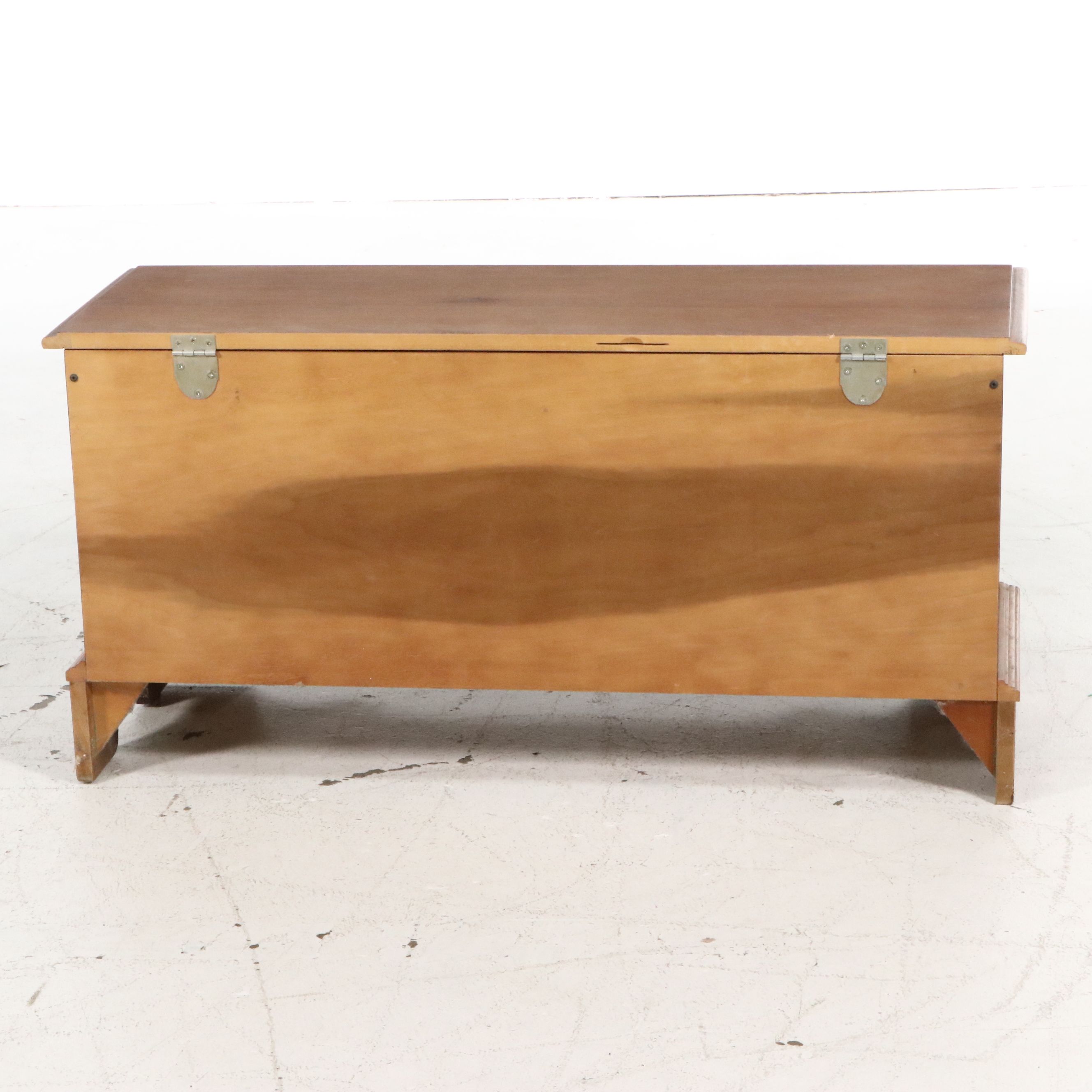 Virginia Maid by Lane Cedar Chest, Mid to Late 20th Century