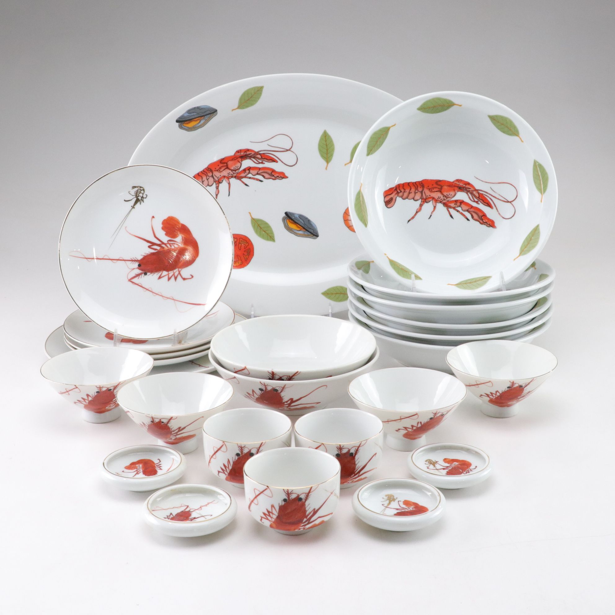 Majilly Designs "El Mar" with Yonemoto Shrimp & Prawn Dinnerware