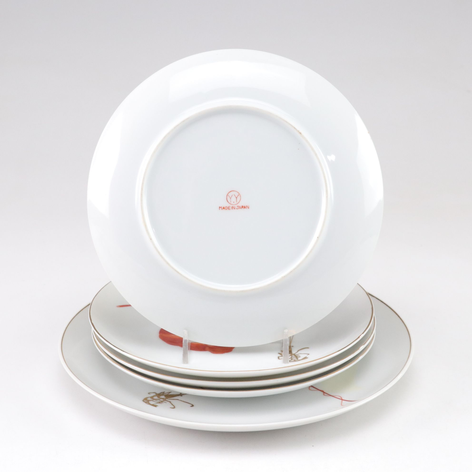Majilly Designs "El Mar" with Yonemoto Shrimp & Prawn Dinnerware